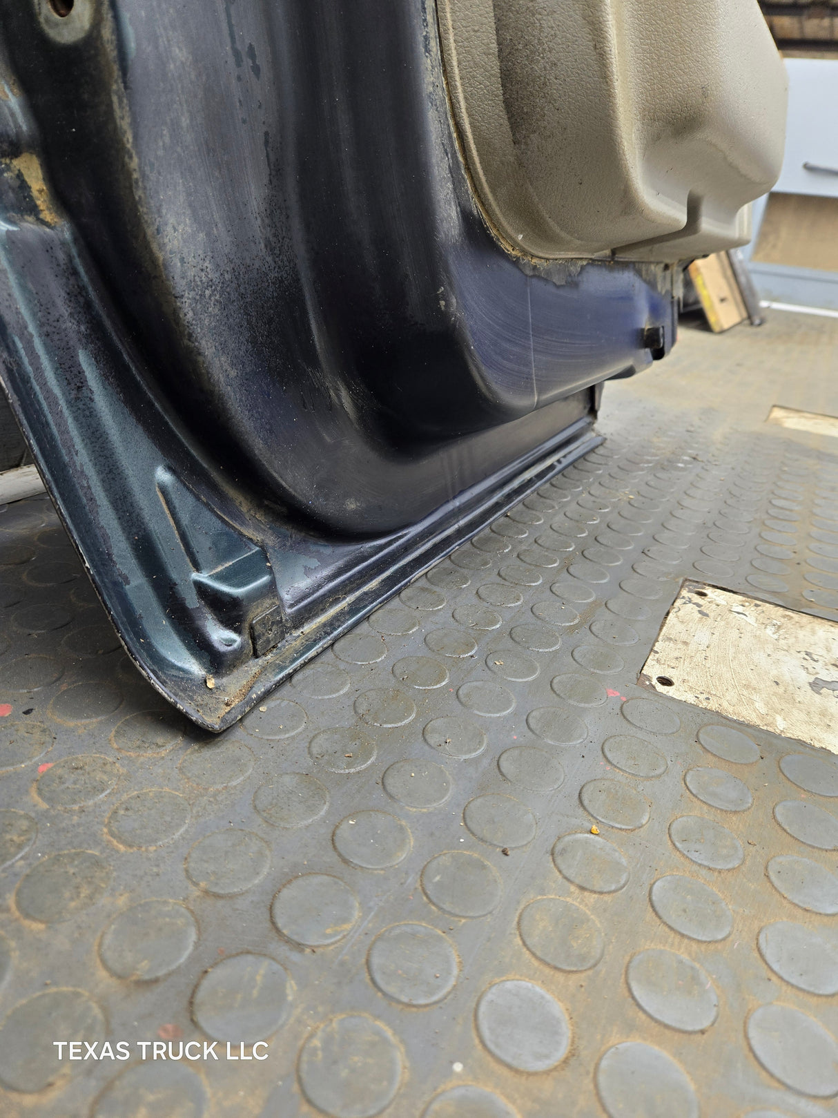 2004-2008 Ford F150 Driver Side Rear Extended Cab Door LH