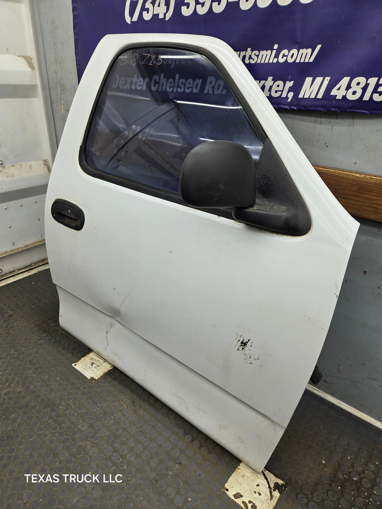 1997-2003 Ford F150 Passenger Side RH Front Door