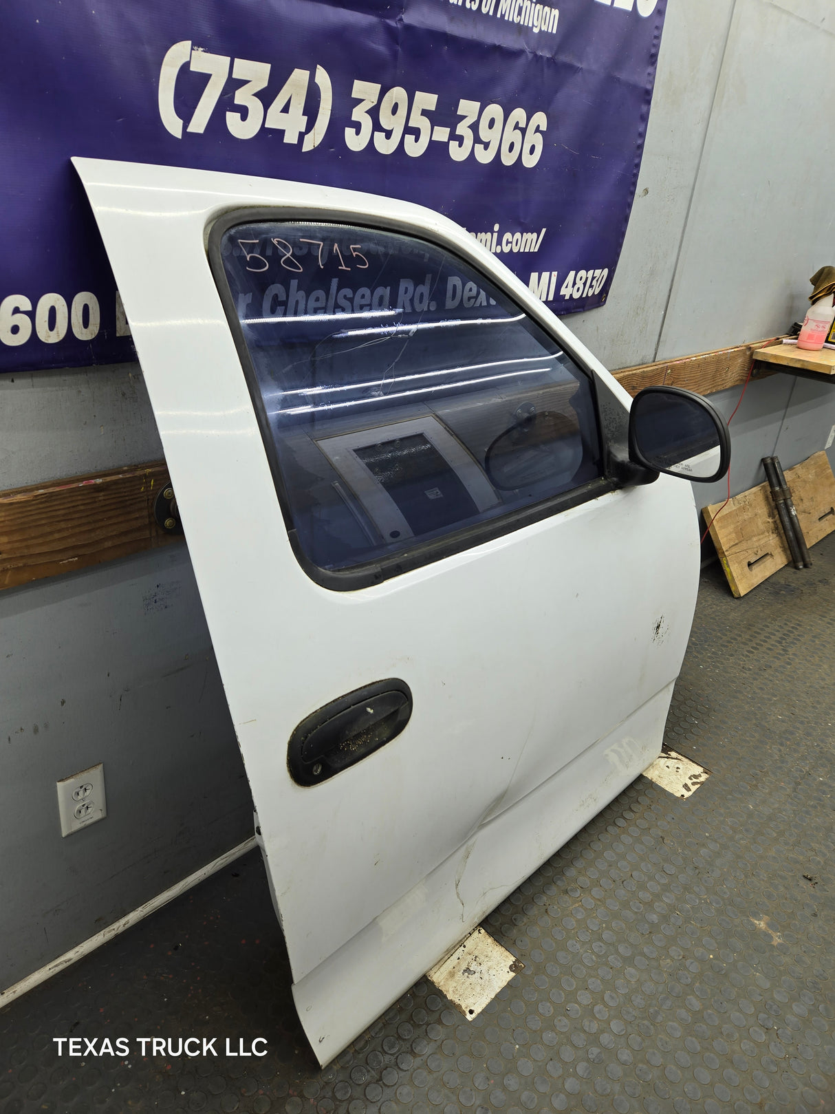 1997-2003 Ford F150 Passenger Side RH Front Door