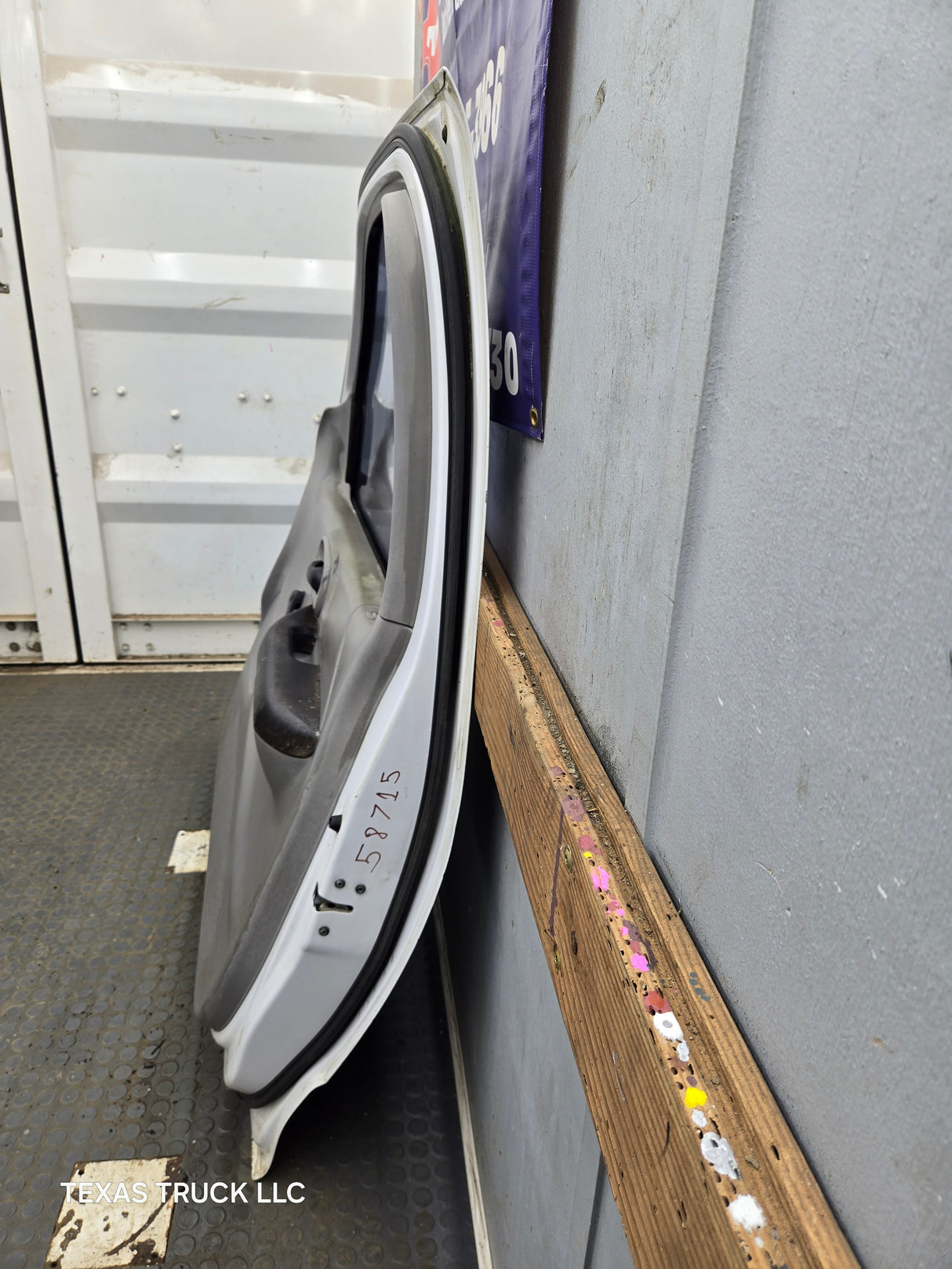 1997-2003 Ford F150 Passenger Side RH Front Door