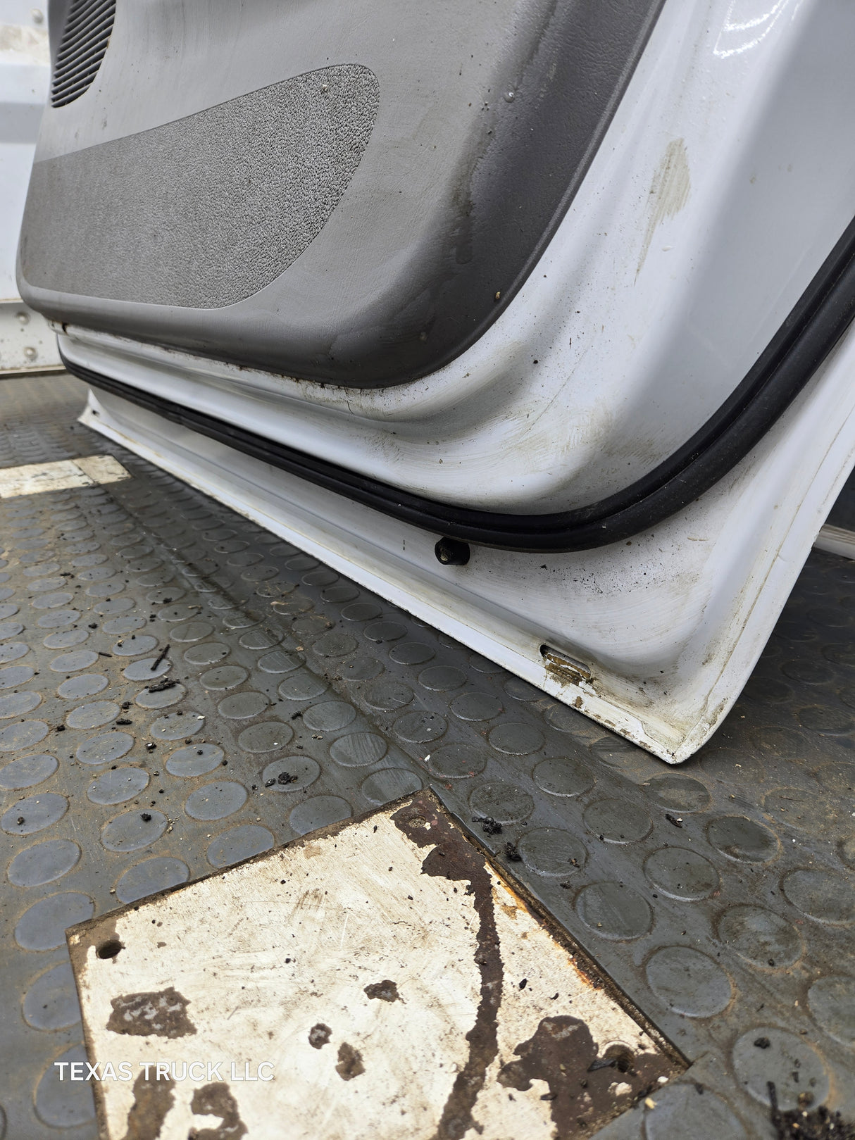 1997-2003 Ford F150 Passenger Side RH Front Door