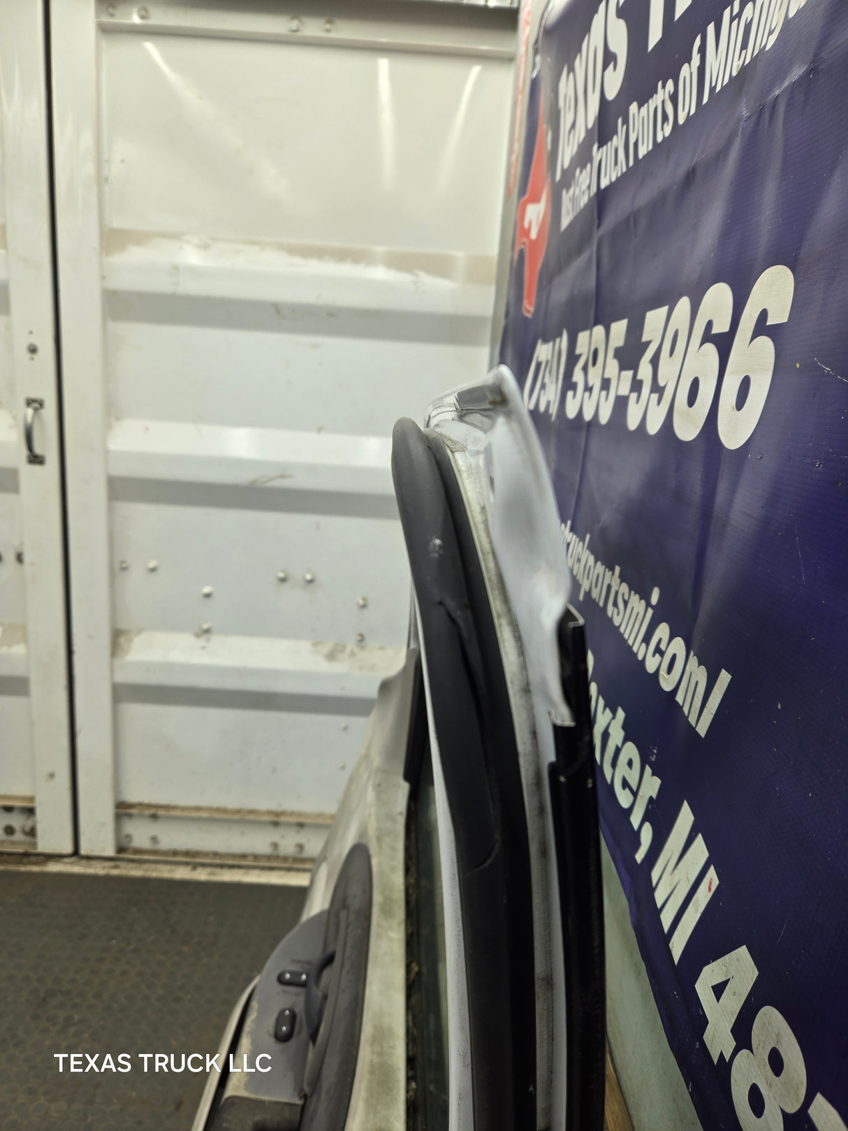1997-2003 Ford F150 Passenger Side RH Front Door