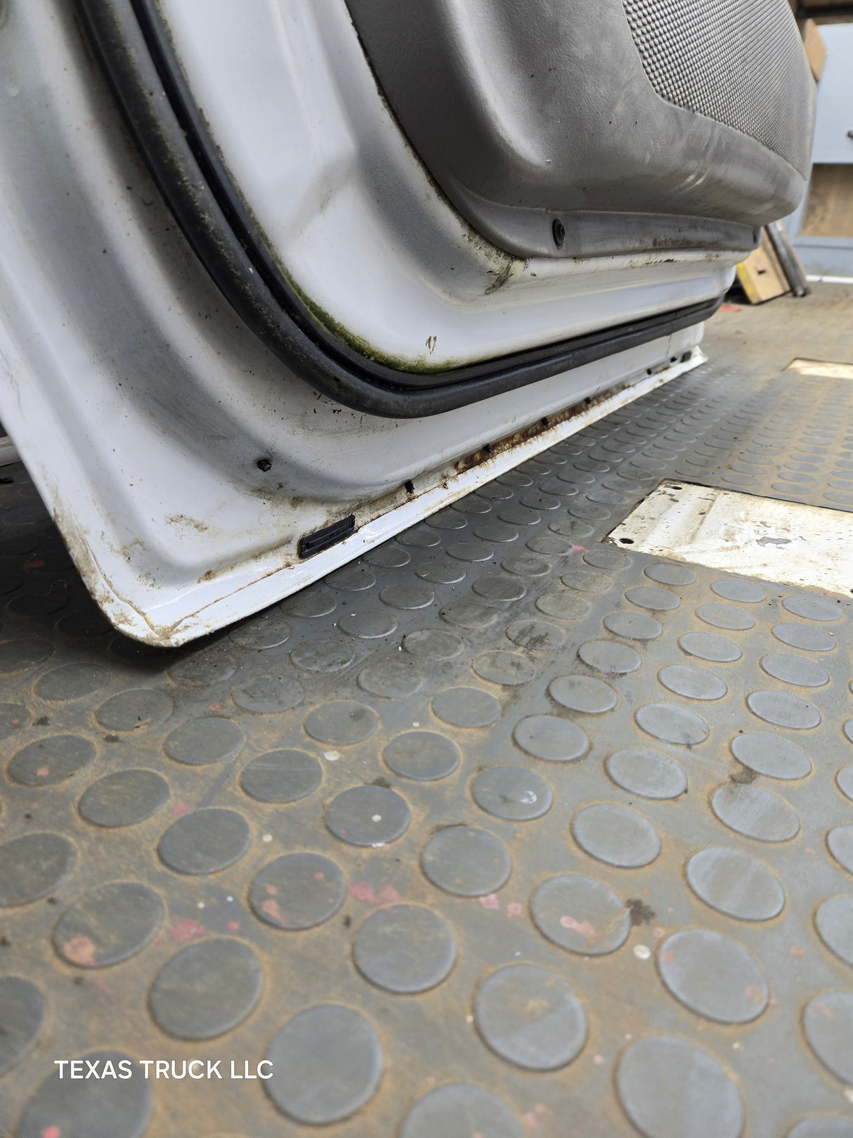 1997-2003 Ford F150 Passenger Side RH Front Door