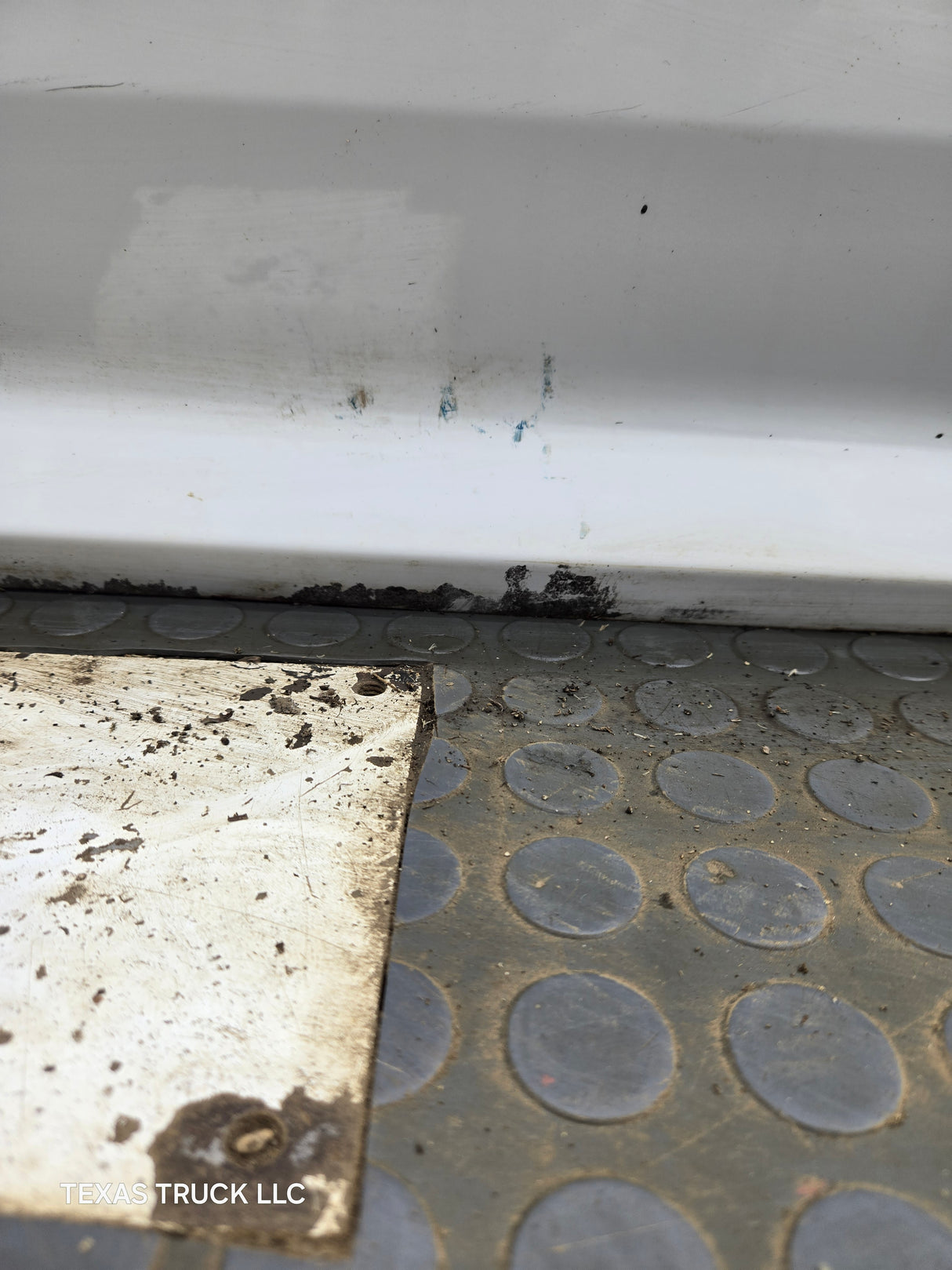 2009-2018 Dodge Ram 4th Gen Passenger Side RH Front Quad Crew Cab Door 1500 2500 3500 4500 5500