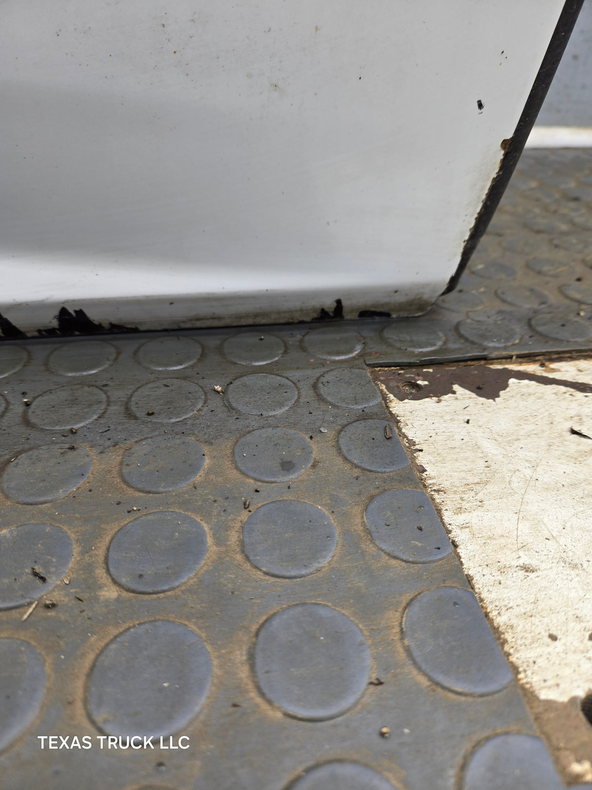 2009-2018 Dodge Ram 4th Gen Passenger Side RH Front Quad Crew Cab Door 1500 2500 3500 4500 5500