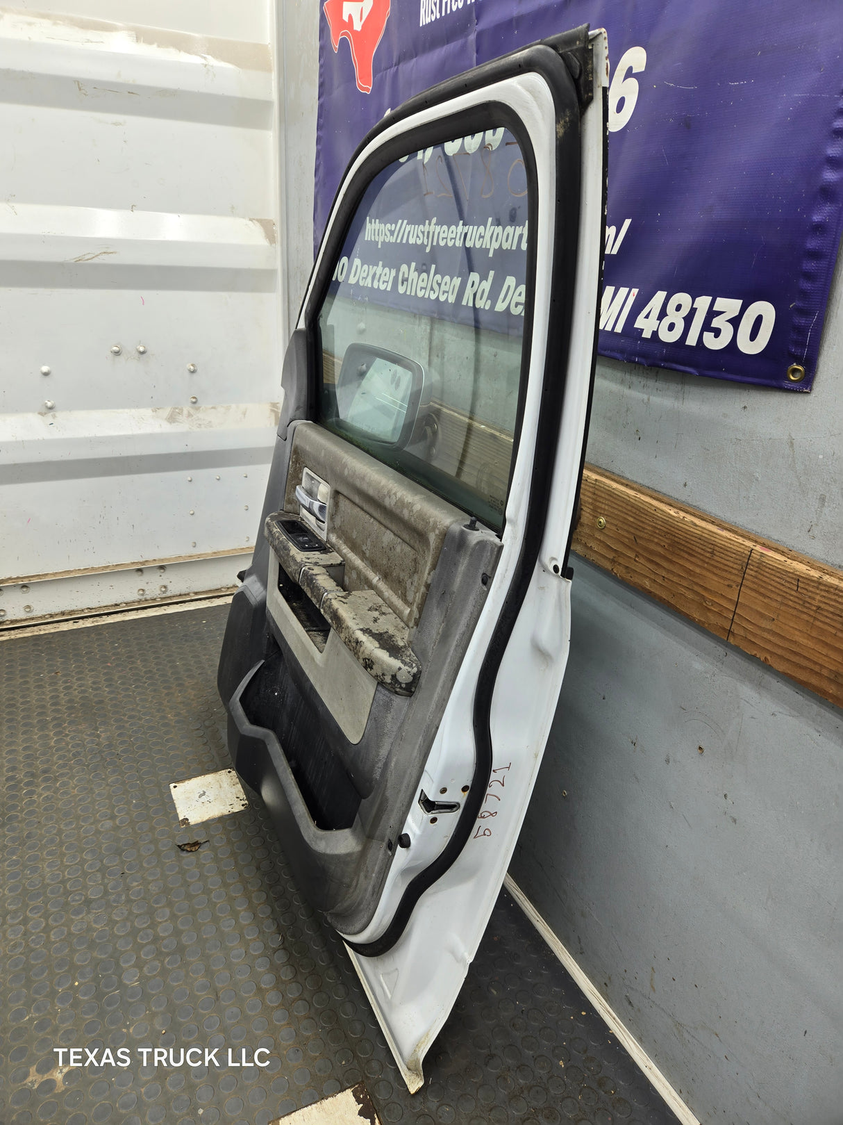 2009-2018 Dodge Ram 4th Gen Passenger Side RH Front Quad Crew Cab Door 1500 2500 3500 4500 5500