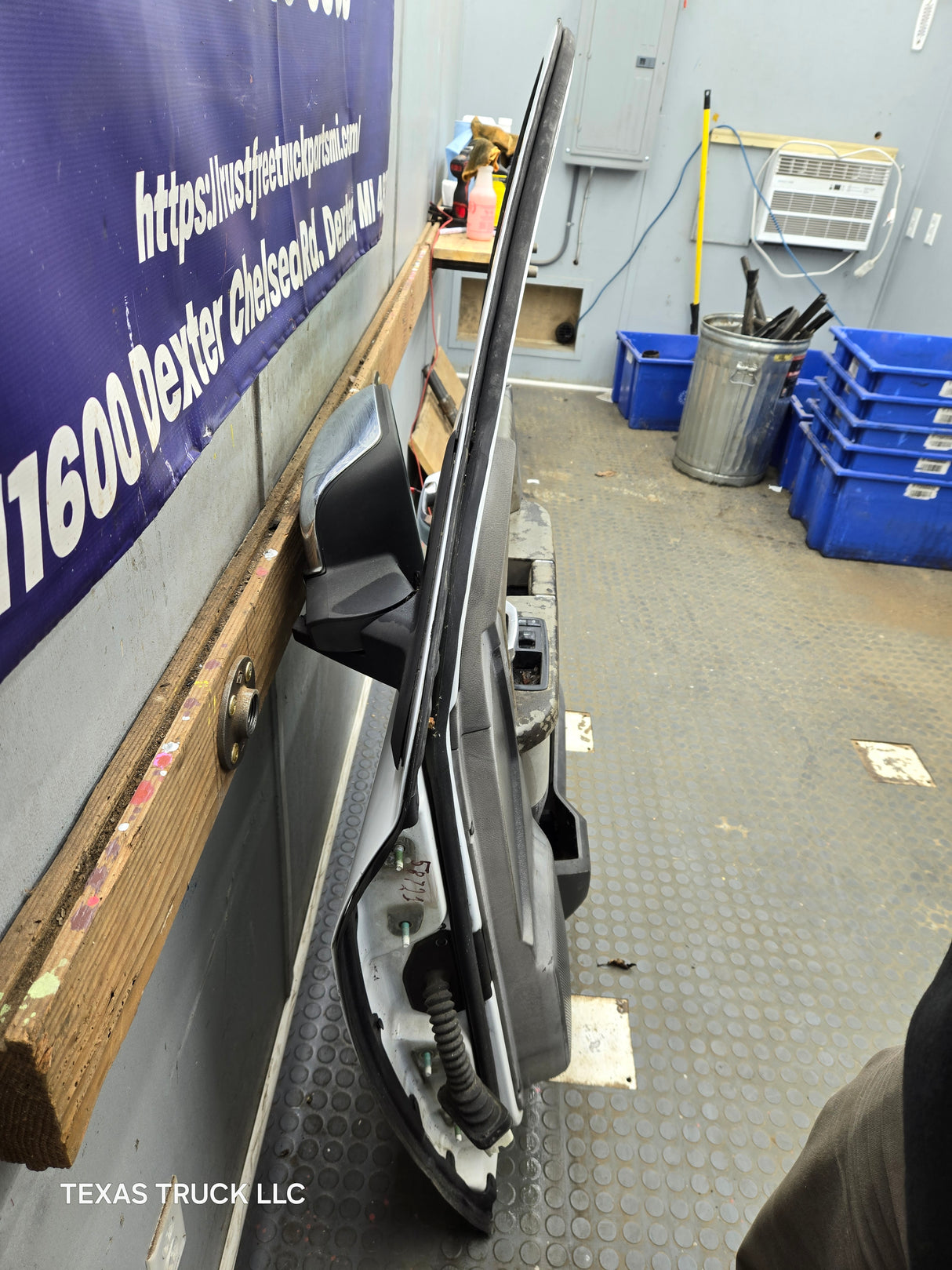 2009-2018 Dodge Ram 4th Gen Passenger Side RH Front Quad Crew Cab Door 1500 2500 3500 4500 5500