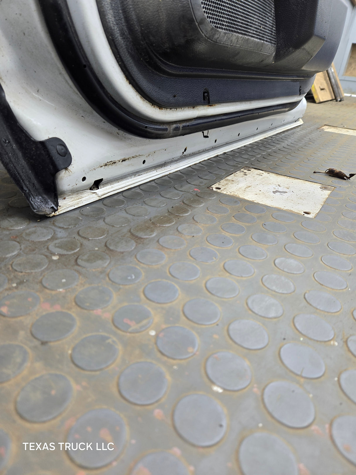 2009-2018 Dodge Ram 4th Gen Passenger Side RH Front Quad Crew Cab Door 1500 2500 3500 4500 5500