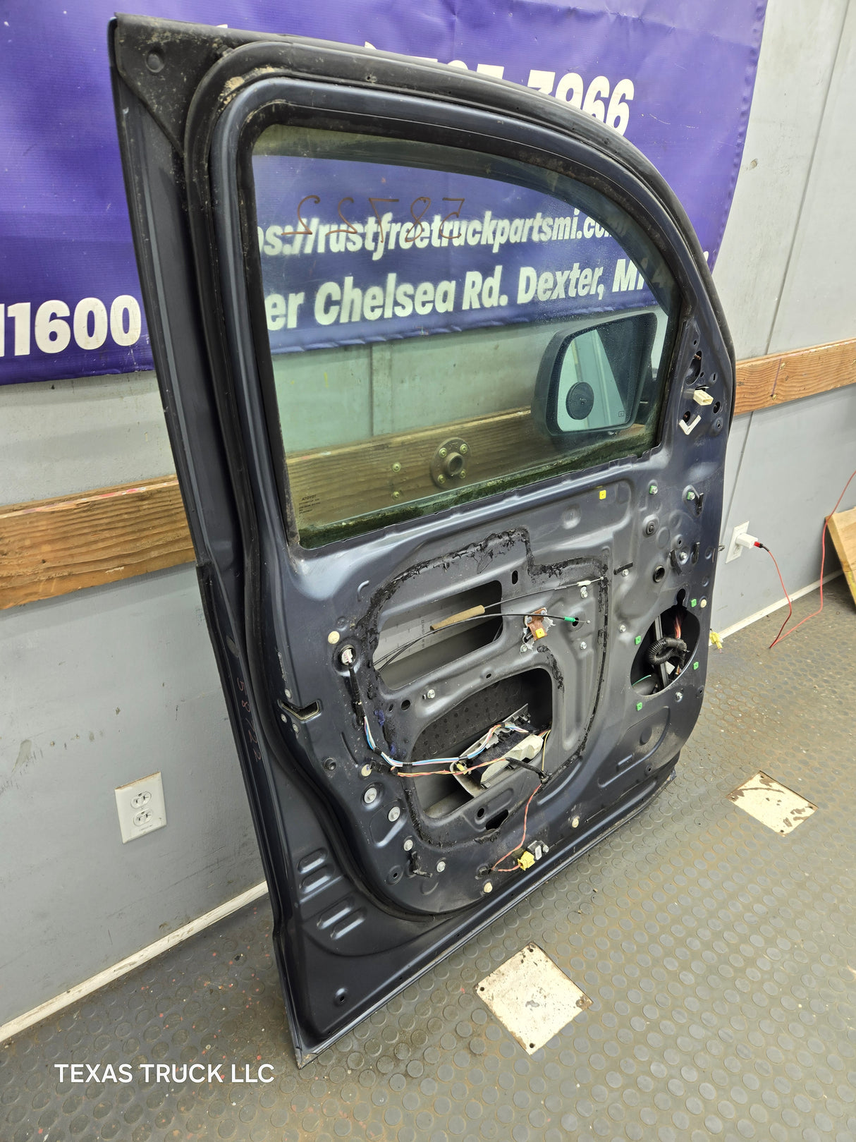 2007-2021 Toyota Tundra Driver Side LH Front Door