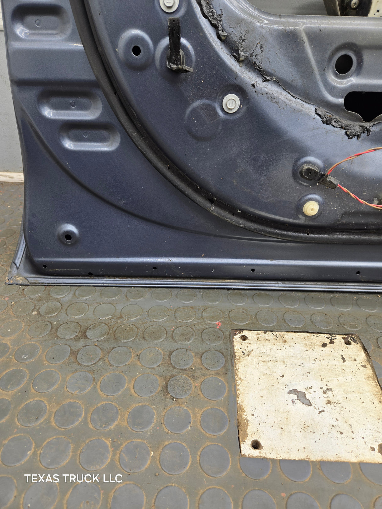2007-2021 Toyota Tundra Driver Side LH Front Door