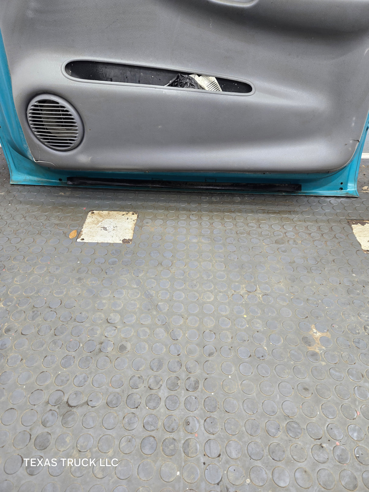 1997-2000 Dodge Dakota Passenger Side RH Front Door