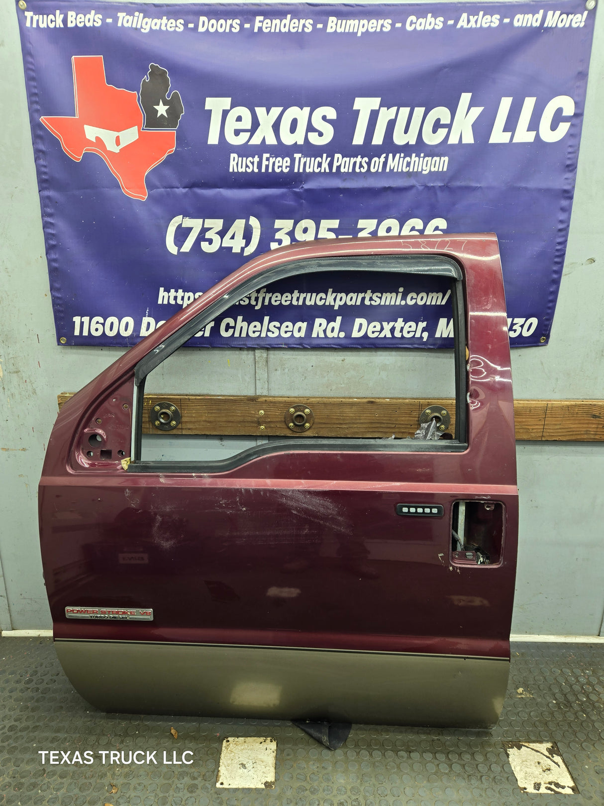 1999-2011 Ford Super Duty LH Driver Side Front Door F250 F350 F450 F550