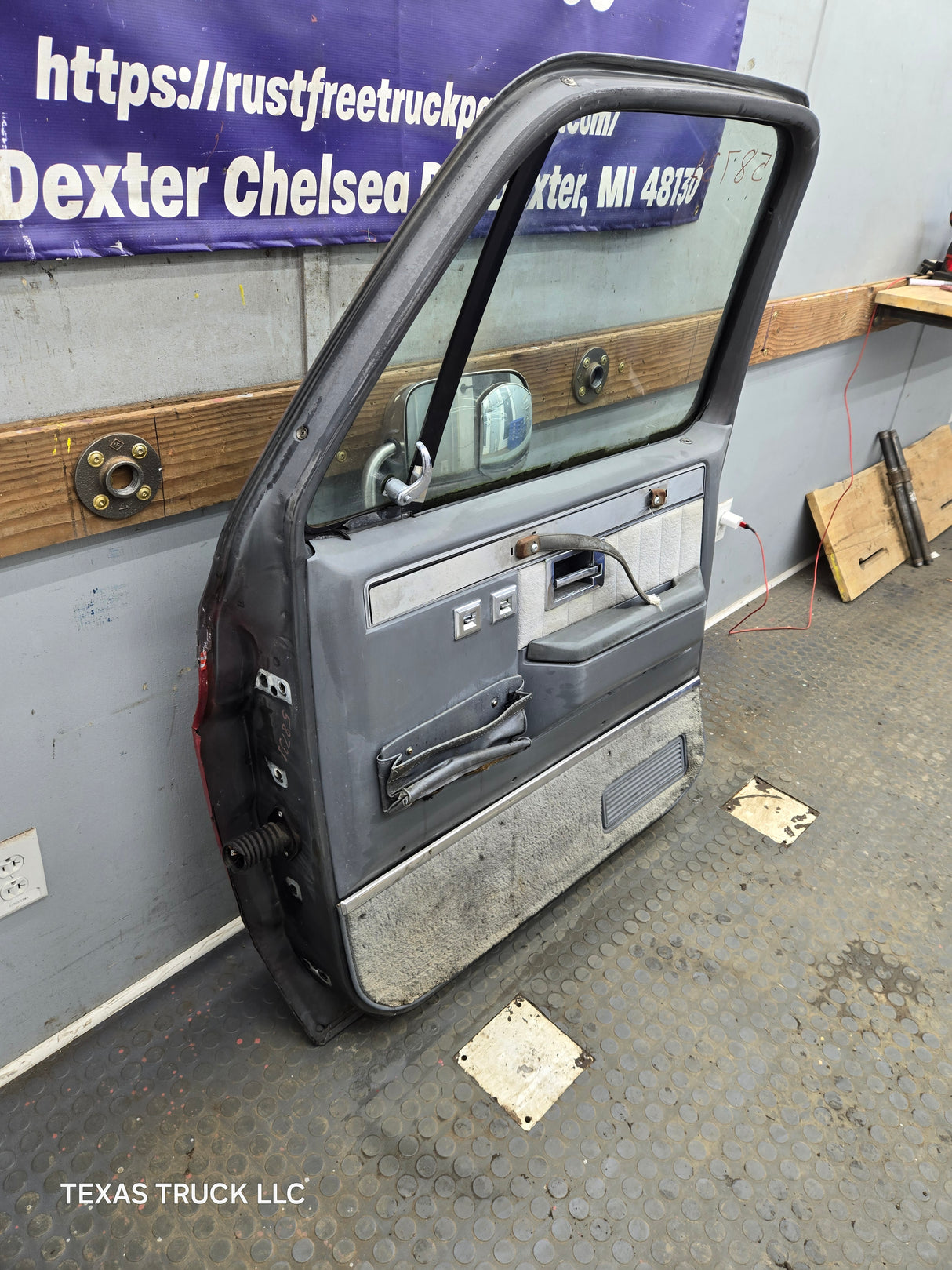 1973-1987 Chevrolet / GMC Square Body Front Passenger Side RH Door K / C Series
