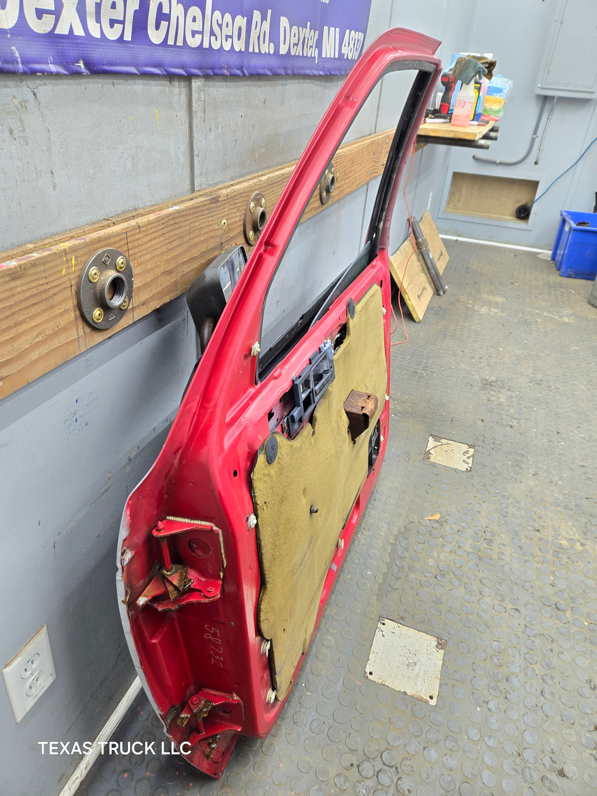 1982-1993 Chevrolet S10 / GMC S15 Sonoma RH Passenger Side Front Door