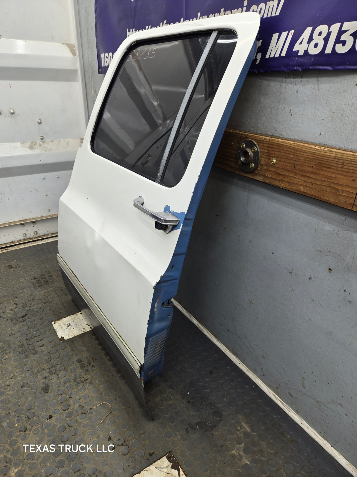 1973-1991 Chevrolet / GMC Square Body Drivers Side Rear Crew Cab Door LH K / C Series Suburban