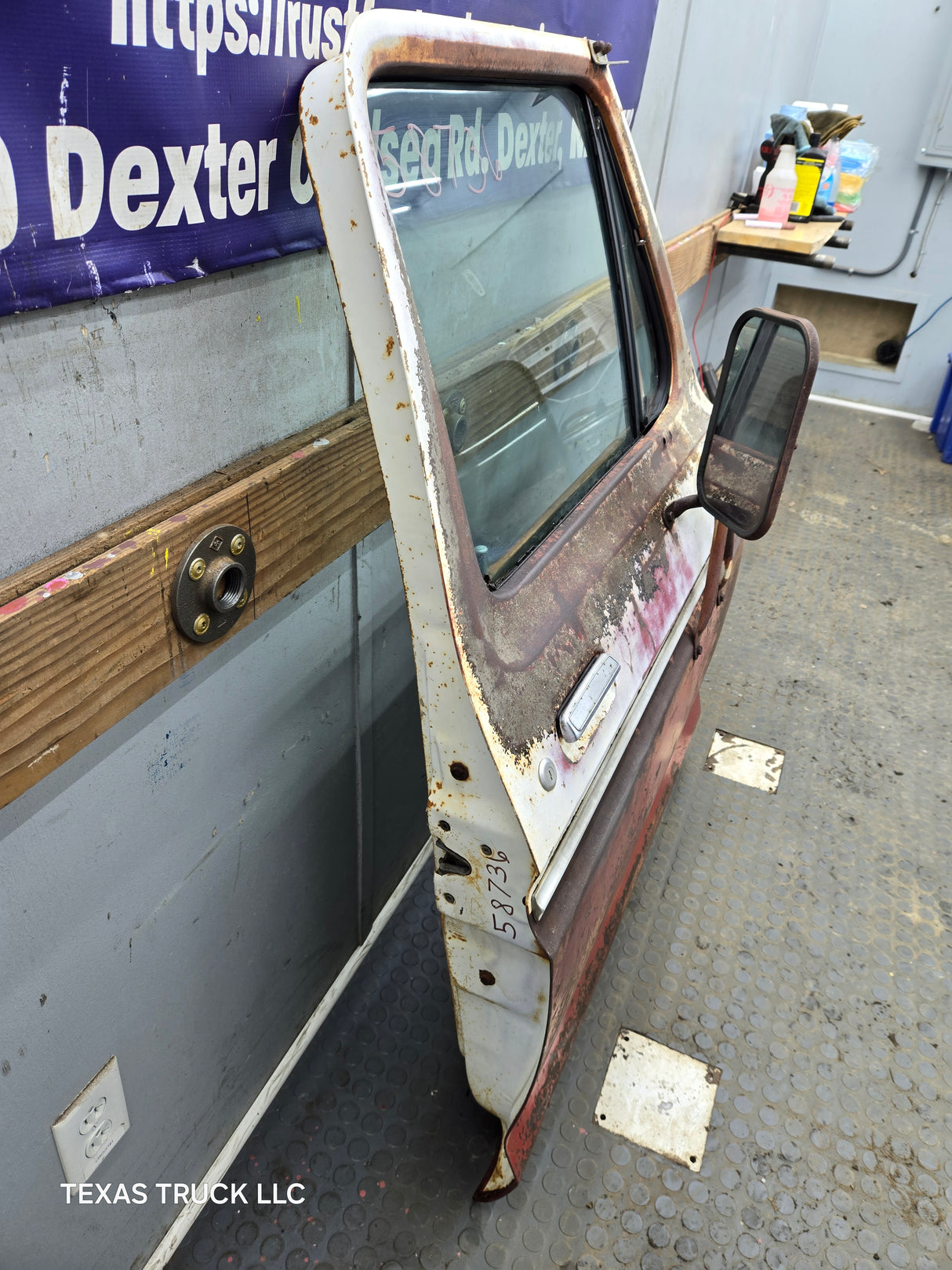 1973-1979 Ford F100 F150 F250 F350 RH Passenger Side Front Door