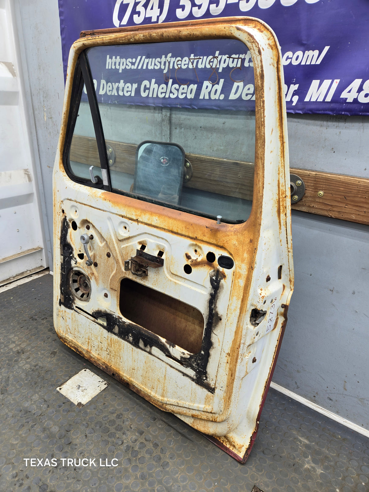 1973-1979 Ford F100 F150 F250 F350 RH Passenger Side Front Door