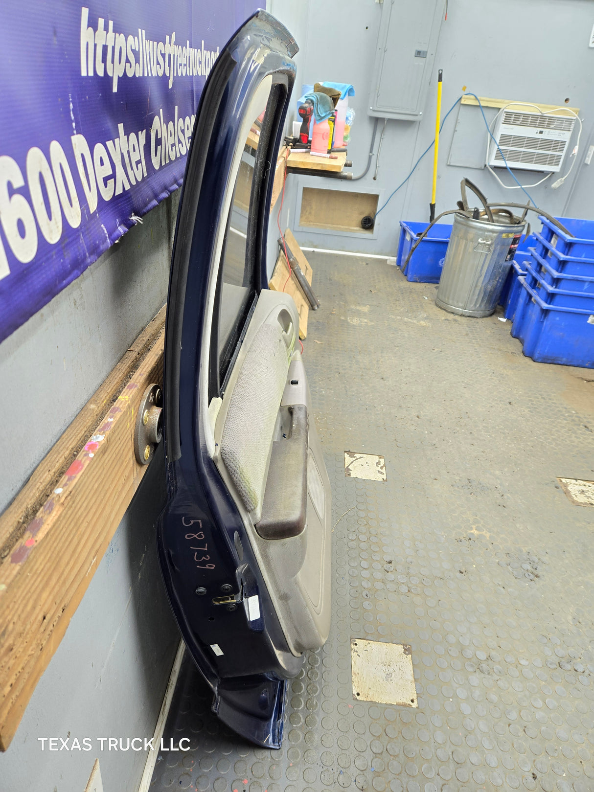 2000-2004 Dodge Dakota Quad/Crew Cab Driver Side LH Rear Door
