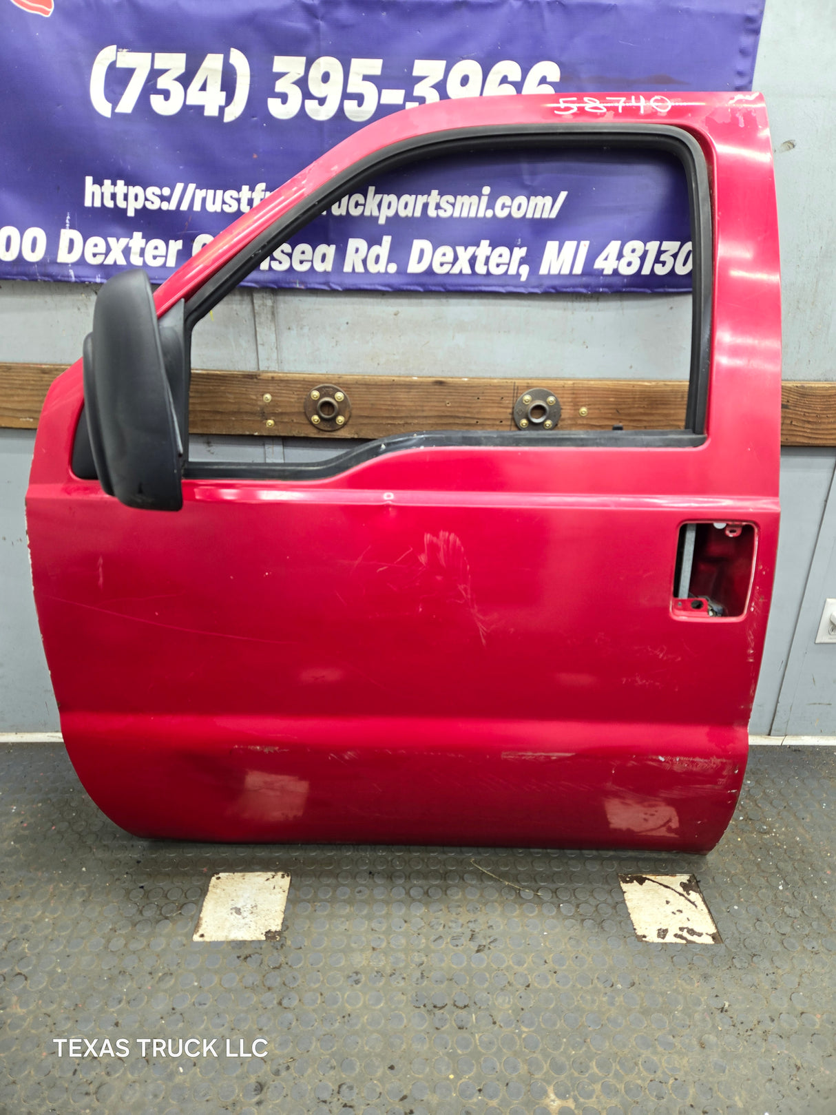 1999-2011 Ford Super Duty LH Driver Side Front Door F250 F350 F450 F550
