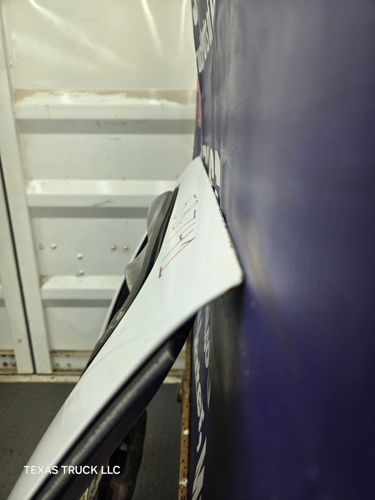 1999-2011 Ford Super Duty F250 F350 F450 F550 RH Crew Cab Passenger Side Rear Door