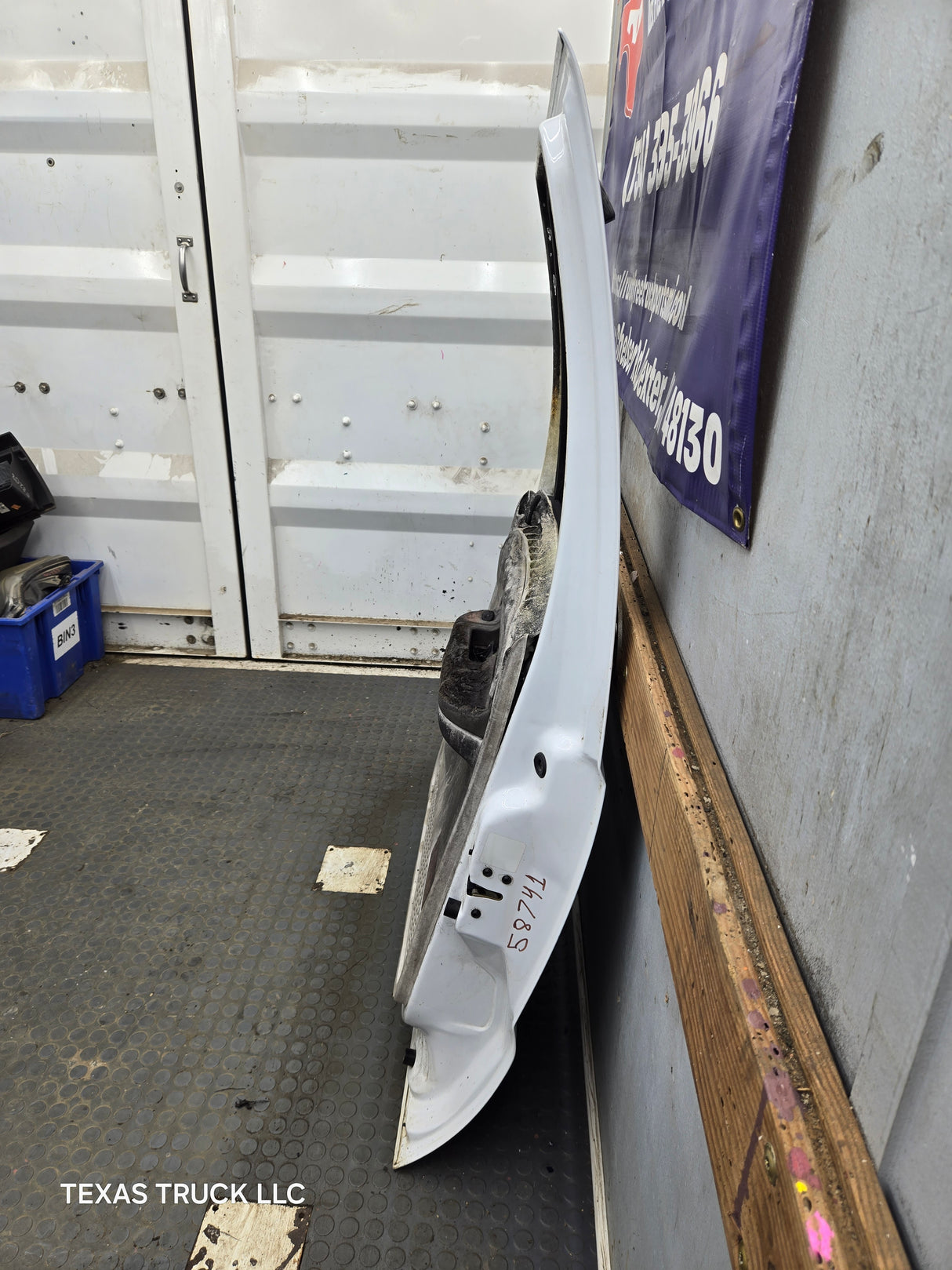 1999-2011 Ford Super Duty F250 F350 F450 F550 RH Crew Cab Passenger Side Rear Door