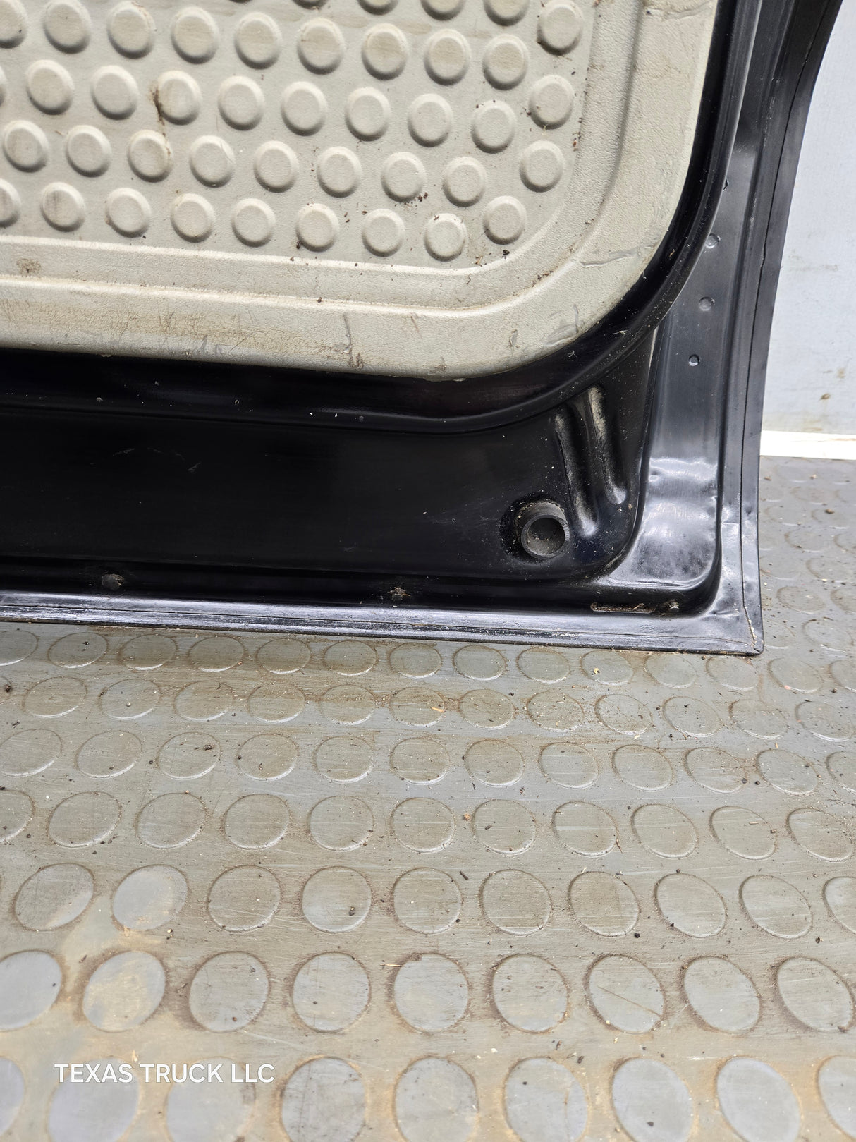1999-2011 Ford Super Duty F250 F350 F450 F550 RH Crew Cab Passenger Side Rear Door