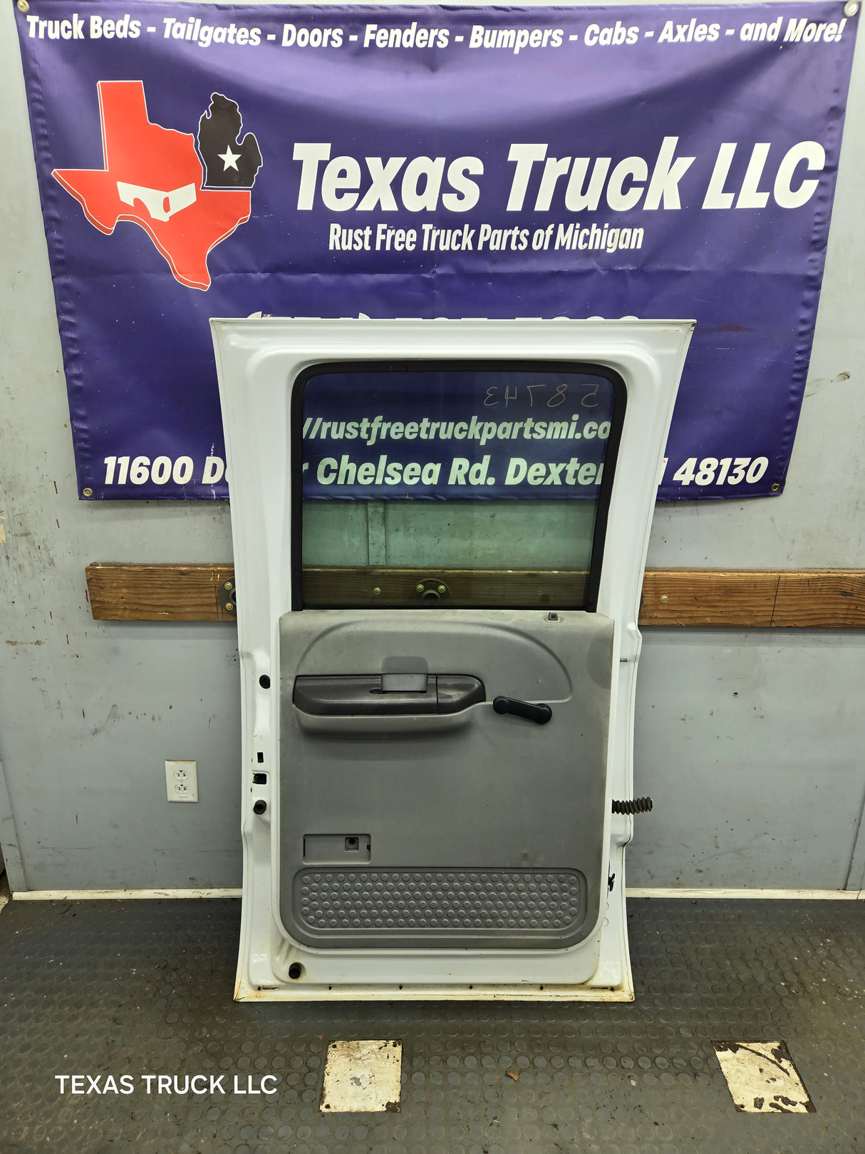 1999-2011 Ford Super Duty LH Driver Side Rear Crew Cab Door F250 F350 F450 F550