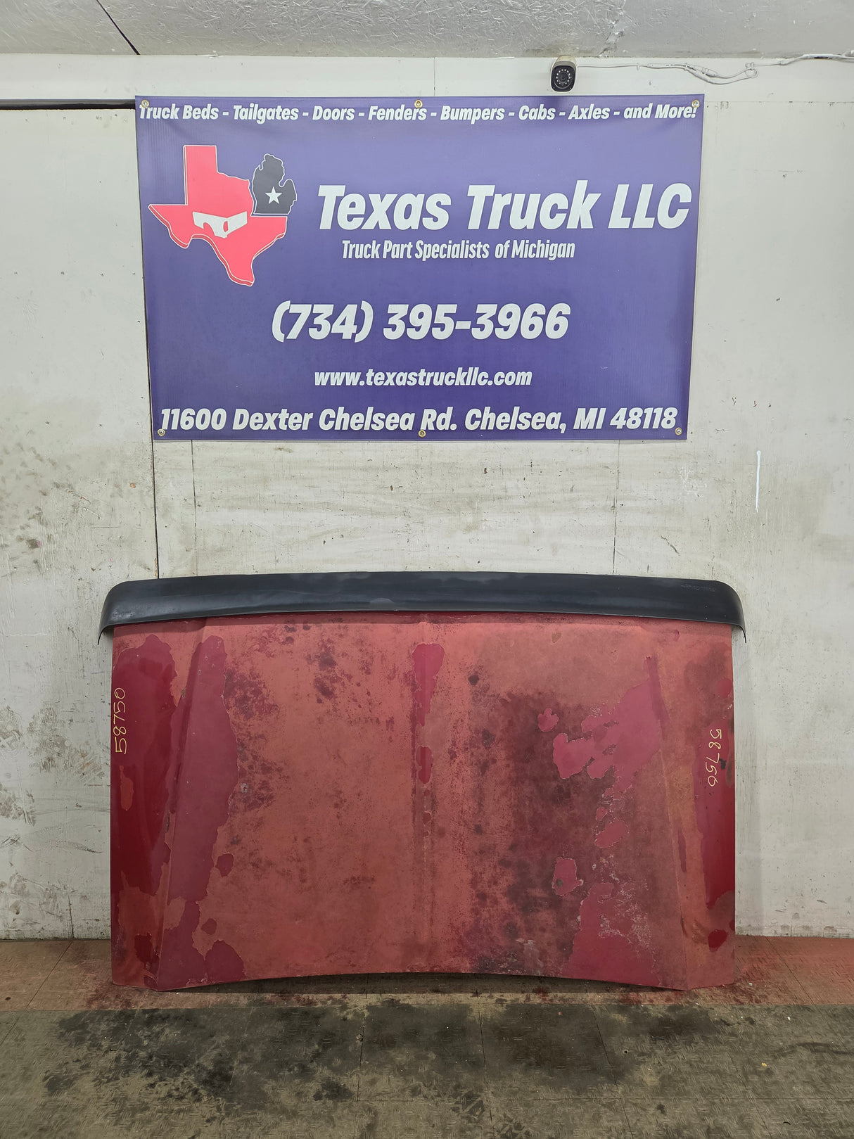 1987-1991 Ford F-150 F-250 F-350 F-450 F-550 Hood Bricknose