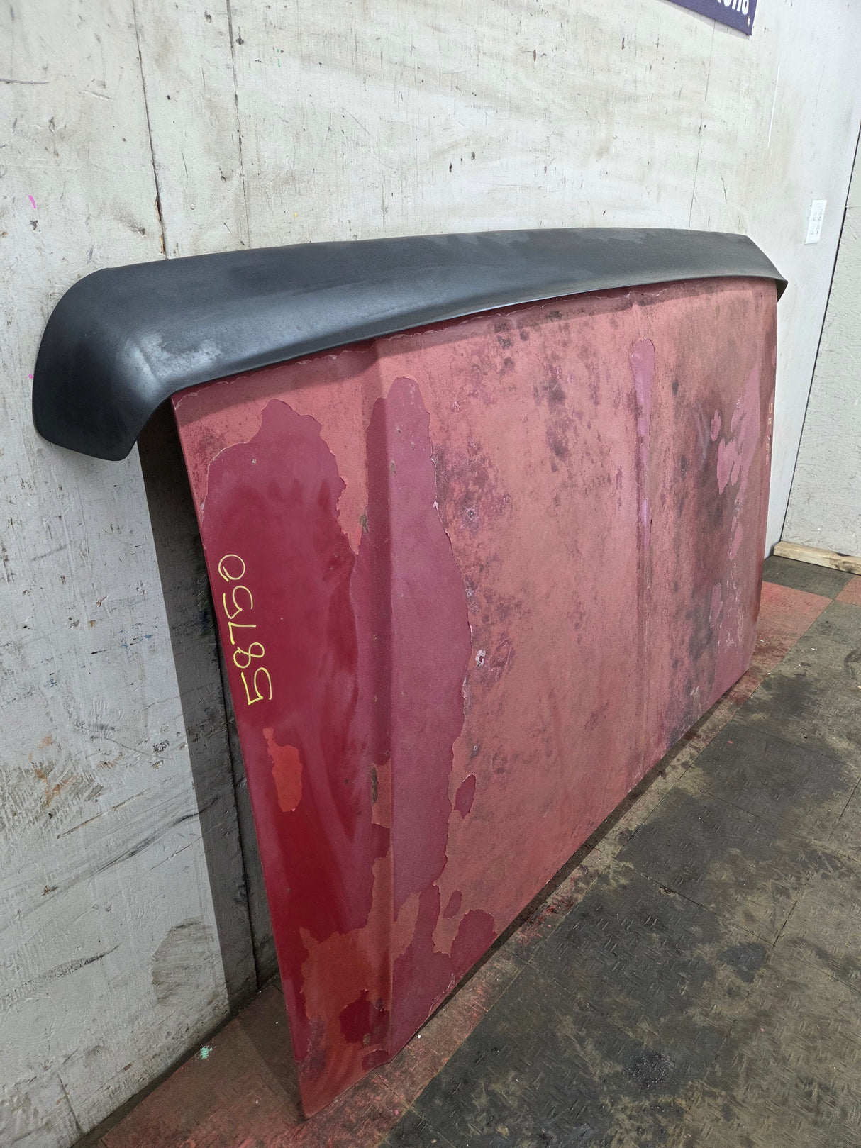 1987-1991 Ford F-150 F-250 F-350 F-450 F-550 Hood Bricknose