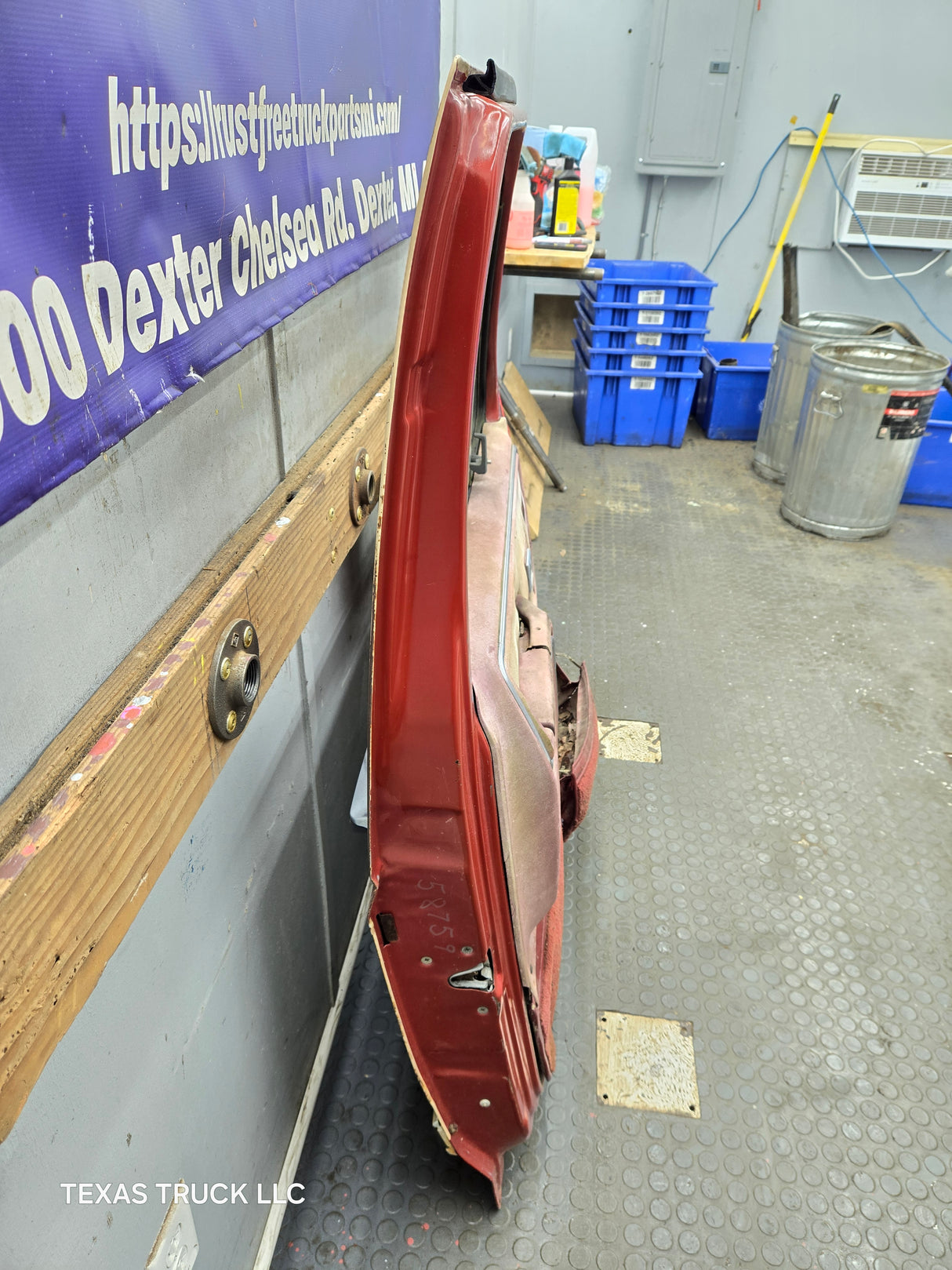 1980-1986 Ford F Series F250 F350 F450 F550 Driver Side Front Door LH