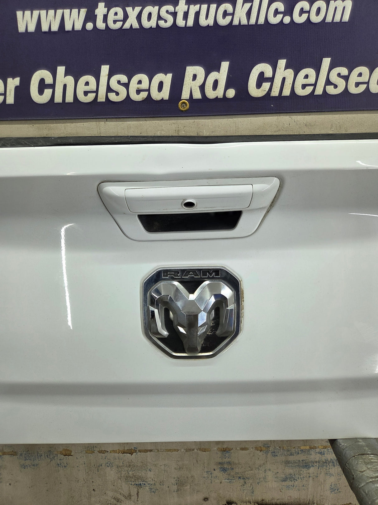 2019-2025 Dodge Ram 2500 3500 4500 5th Gen Tailgate