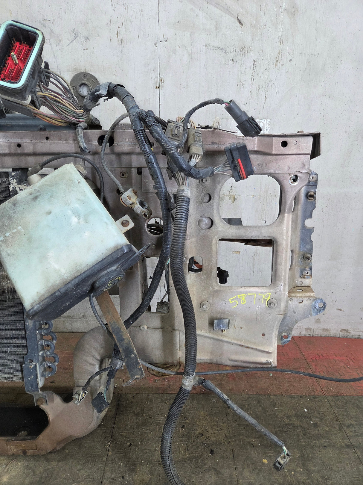 1992-1997 Ford F Series F250 F350 F450 F550 Power Stroke Diesel Front Core Support