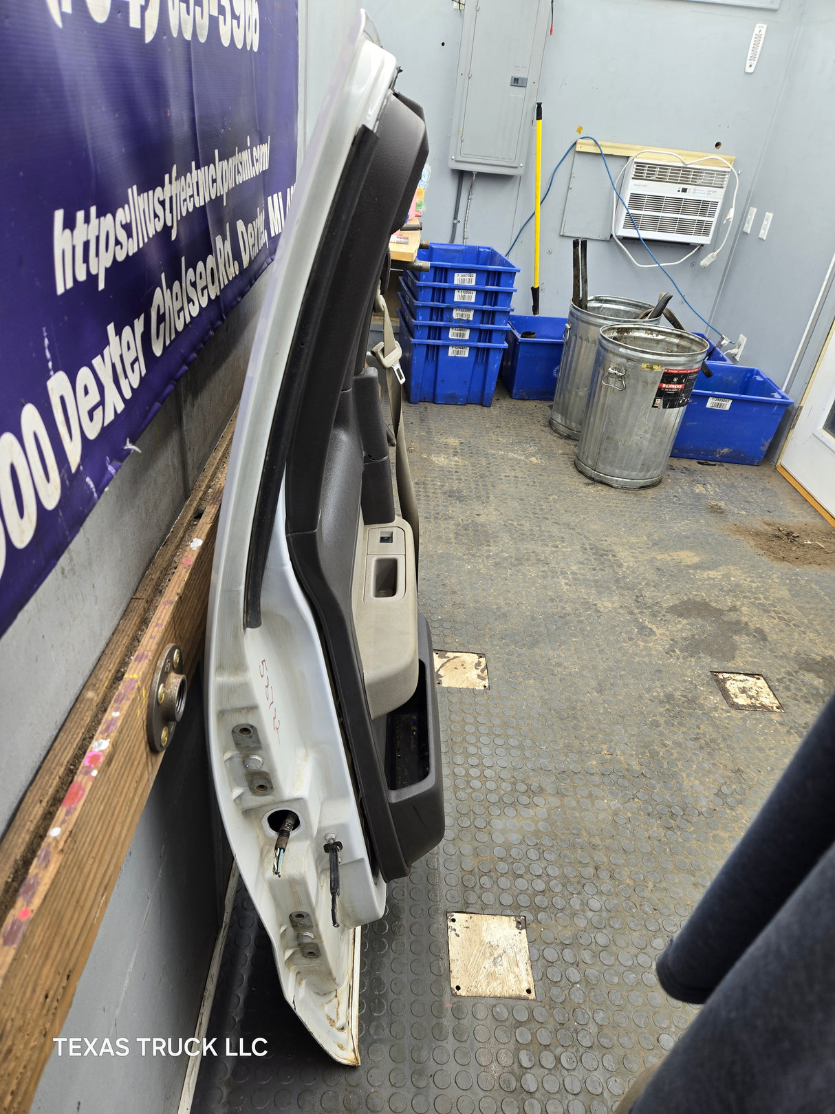 2009-2014 Ford F150 Rear Driver Side LH Extended Cab Door