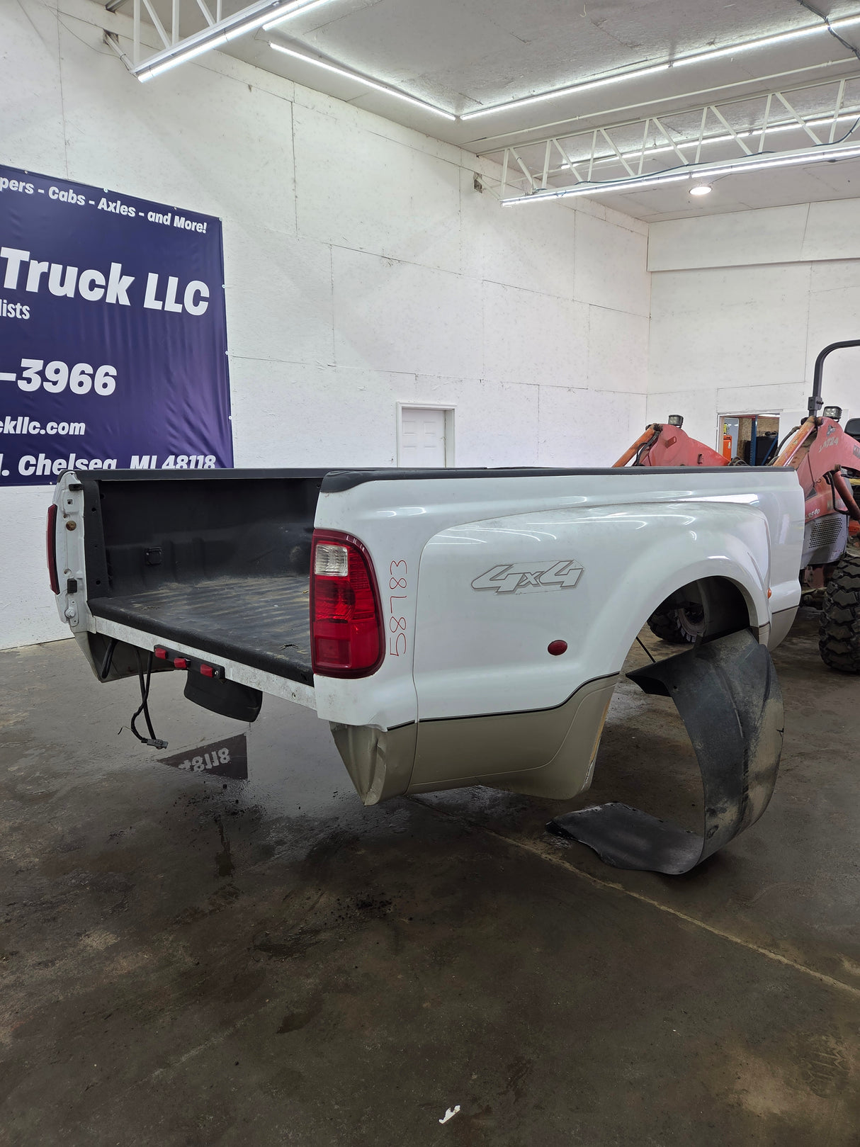 1999-2010 Ford F350 F450 F550 Super Duty 8' Dually Long Truck Bed