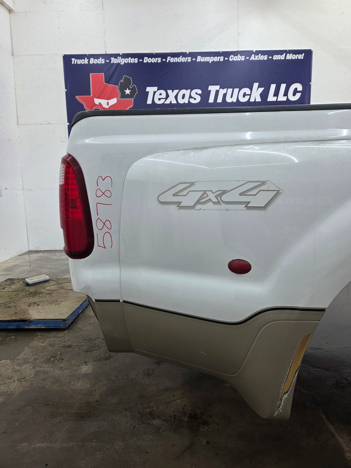 1999-2010 Ford F350 F450 F550 Super Duty 8' Dually Long Truck Bed