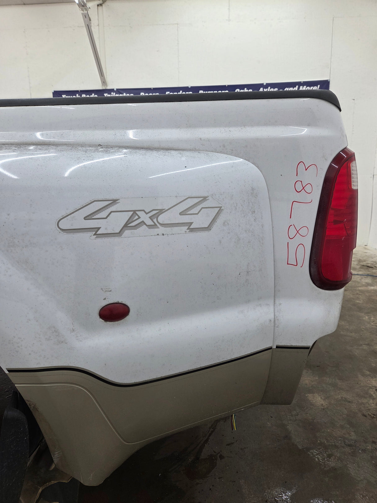 1999-2010 Ford F350 F450 F550 Super Duty 8' Dually Long Truck Bed