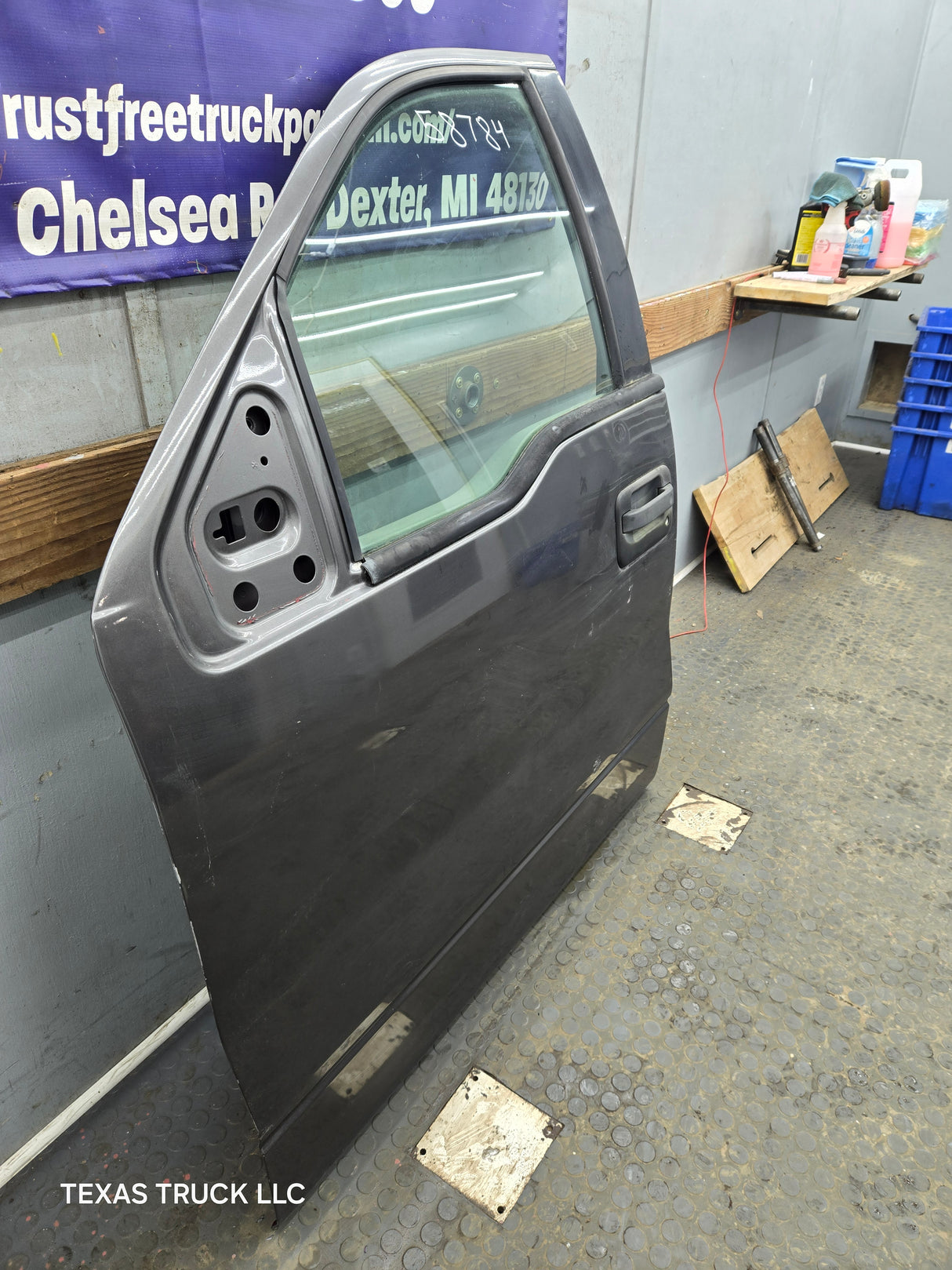 2004-2008 Ford F150 Driver Side CREW Cab Front Door Left Hand