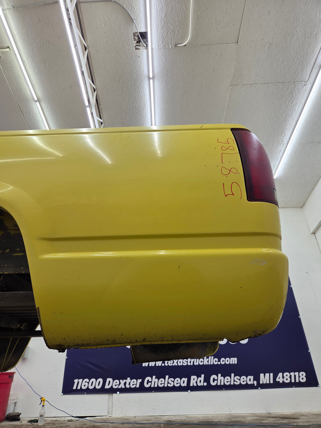 1988-1998 Chevrolet / GMC 1500 2500 3500 OBS 8' Long Truck Bed