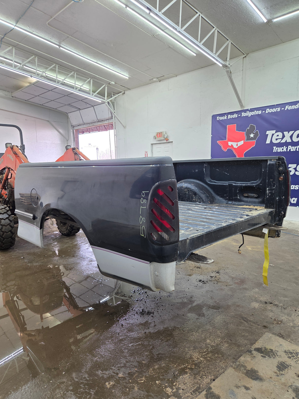1997-2003 Ford F150 6' 6" Short Truck Bed