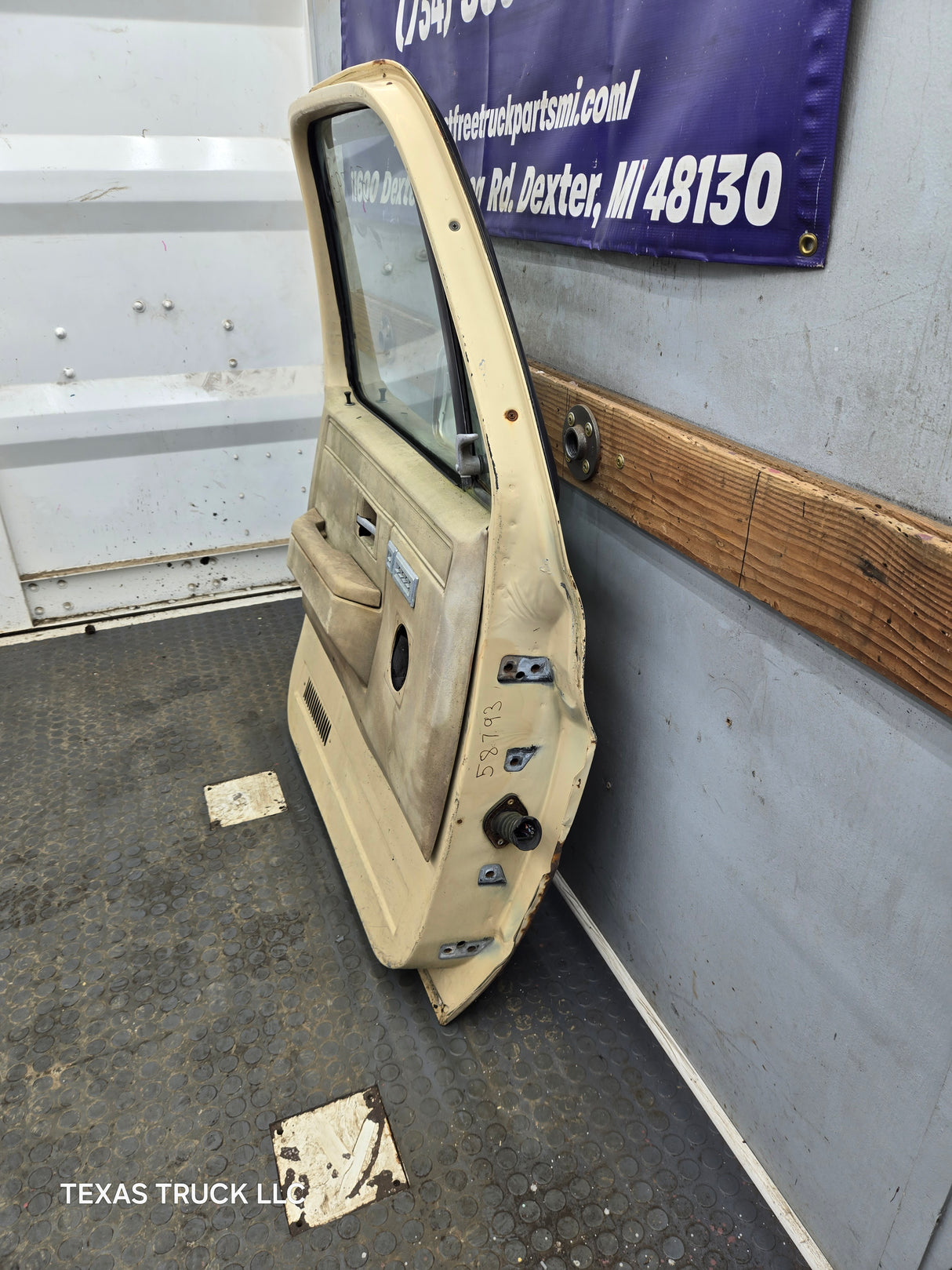 1973-1987 Chevrolet / GMC Square Body Front Drivers Side LH Door K / C Series