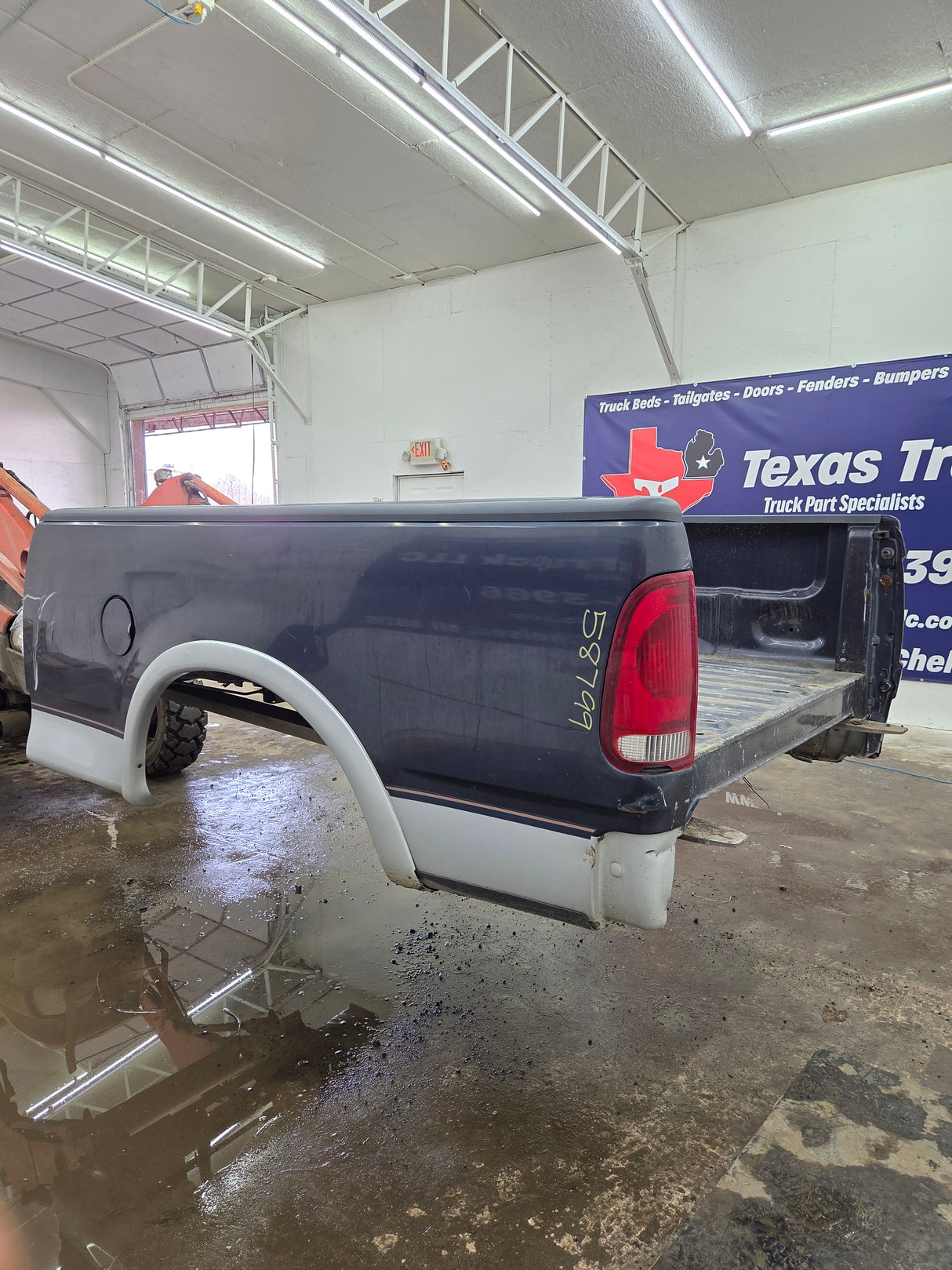 1997-2003 Ford F150 6' 6" Short Truck Bed