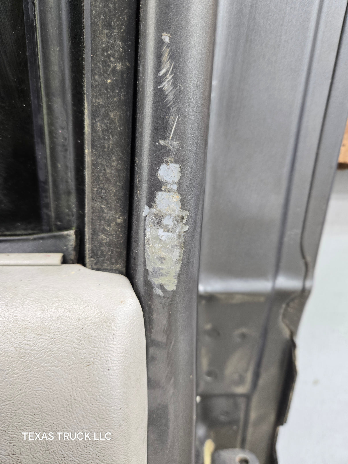 1996-1999 Chevrolet Tahoe / GMC Yukon 1500 2500HD Rear Driver side rear door LH