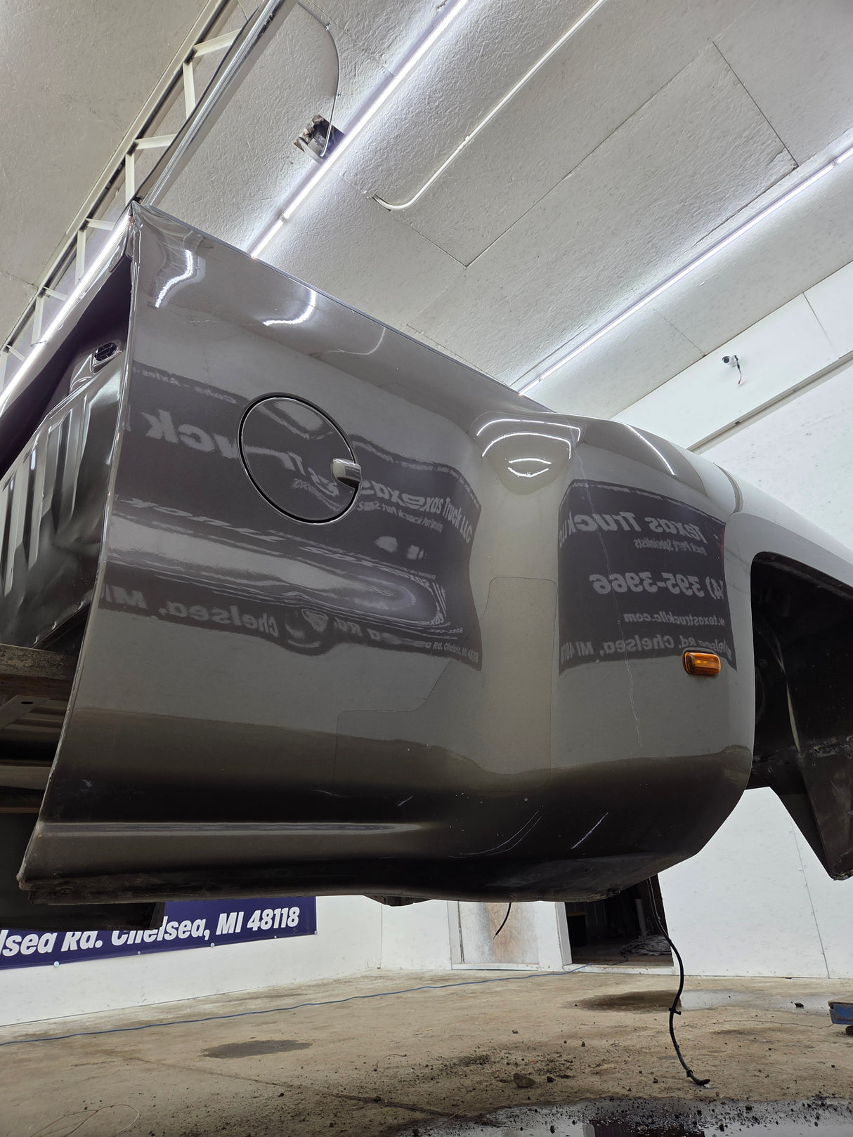 2014-2019 Chevrolet Silverado / GMC Sierra 3500 HD 8' Dually Truck Bed