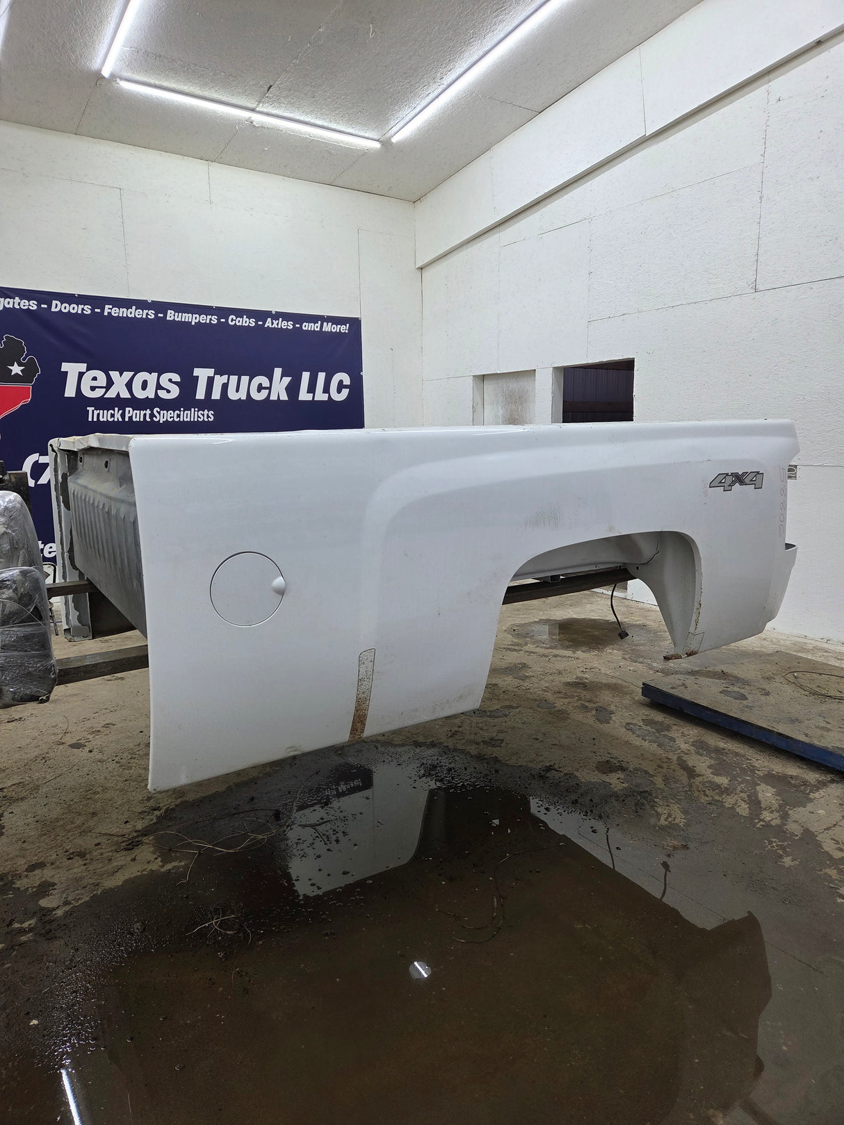 2007-2013 Chevrolet Silverado 1500 2500 3500 HD 8' Long Truck Bed