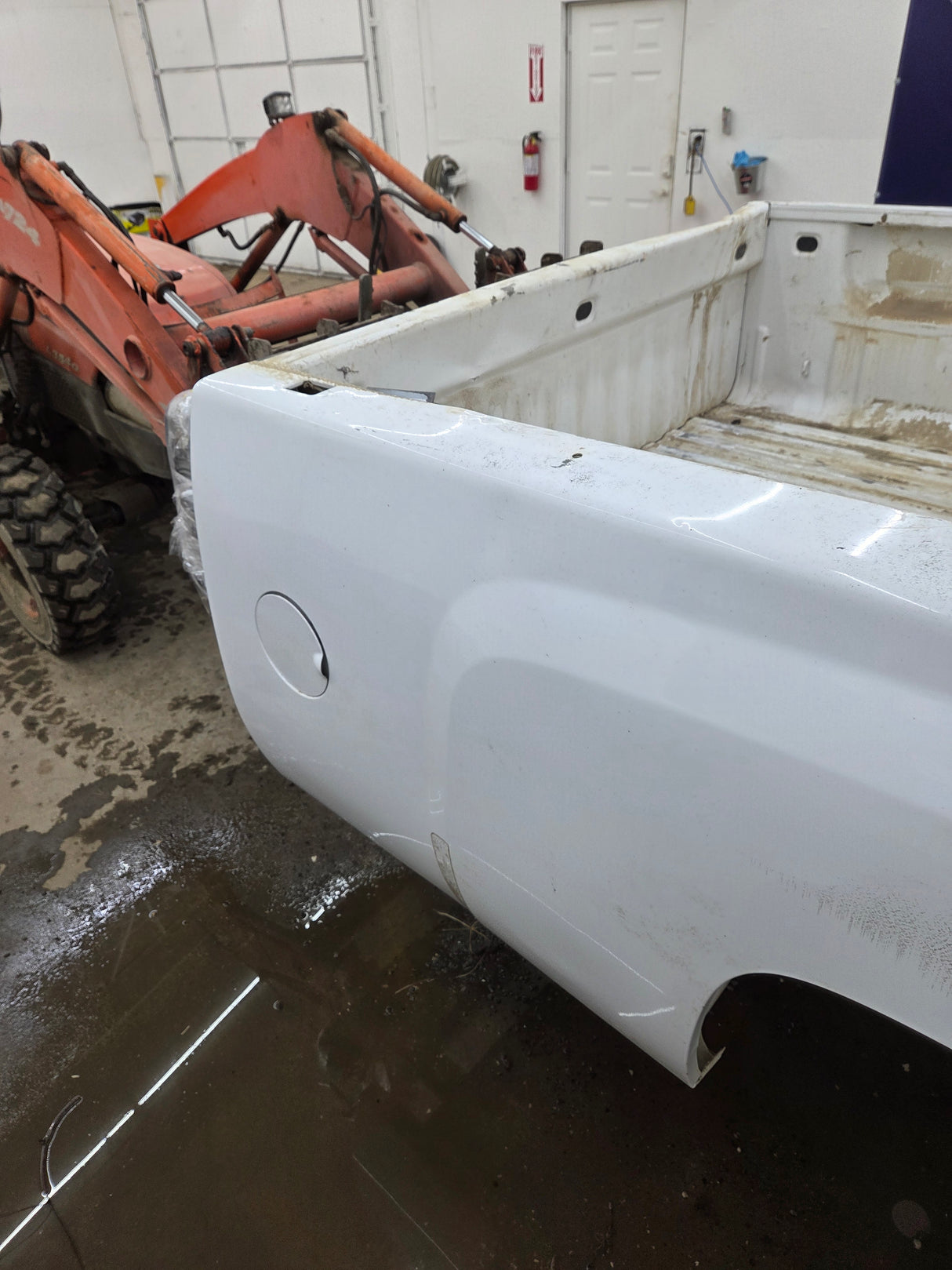 2007-2013 Chevrolet Silverado 1500 2500 3500 HD 8' Long Truck Bed