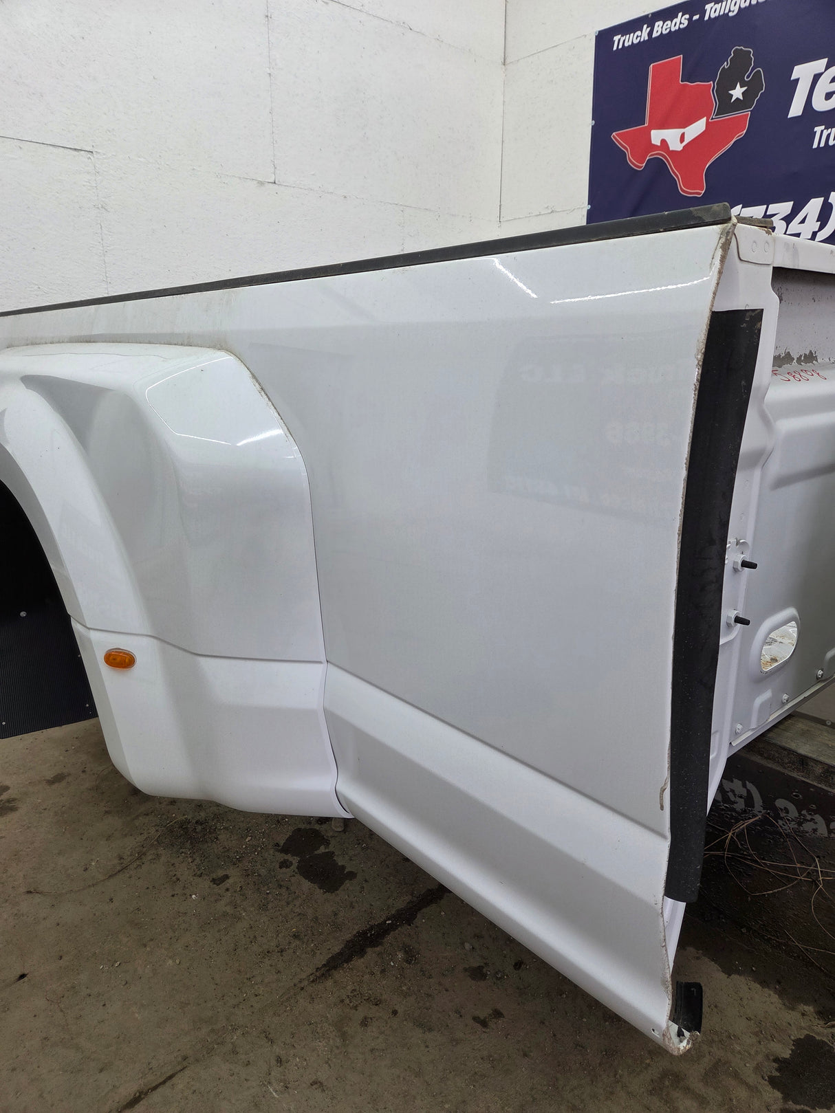 2017-2022 Ford Super Duty F350 F450 F550 8' Dually Bed