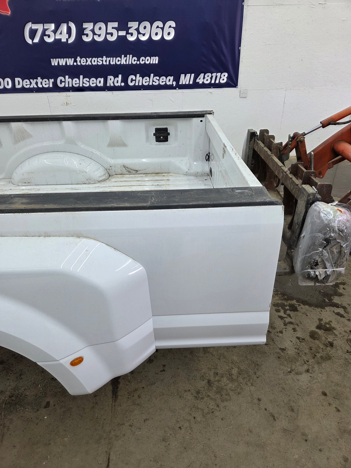 2017-2022 Ford Super Duty F350 F450 F550 8' Dually Bed