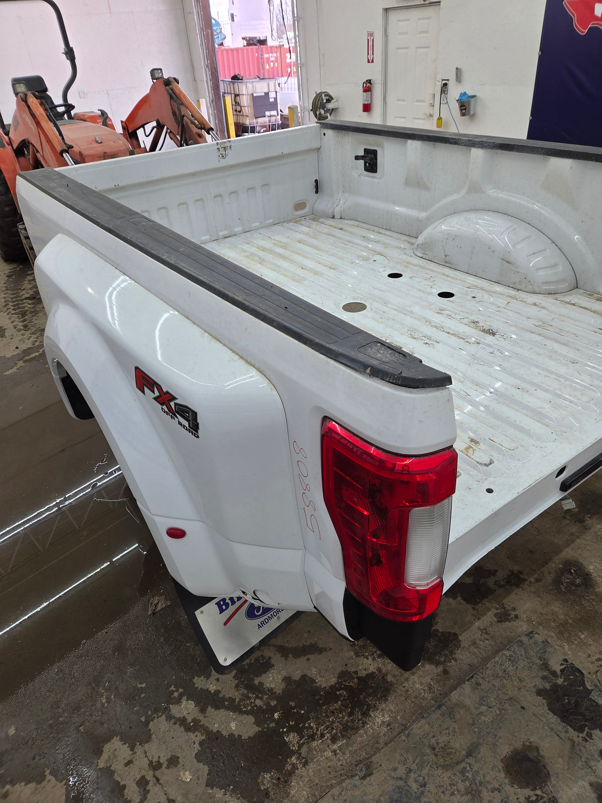2017-2022 Ford Super Duty F350 F450 F550 8' Dually Bed
