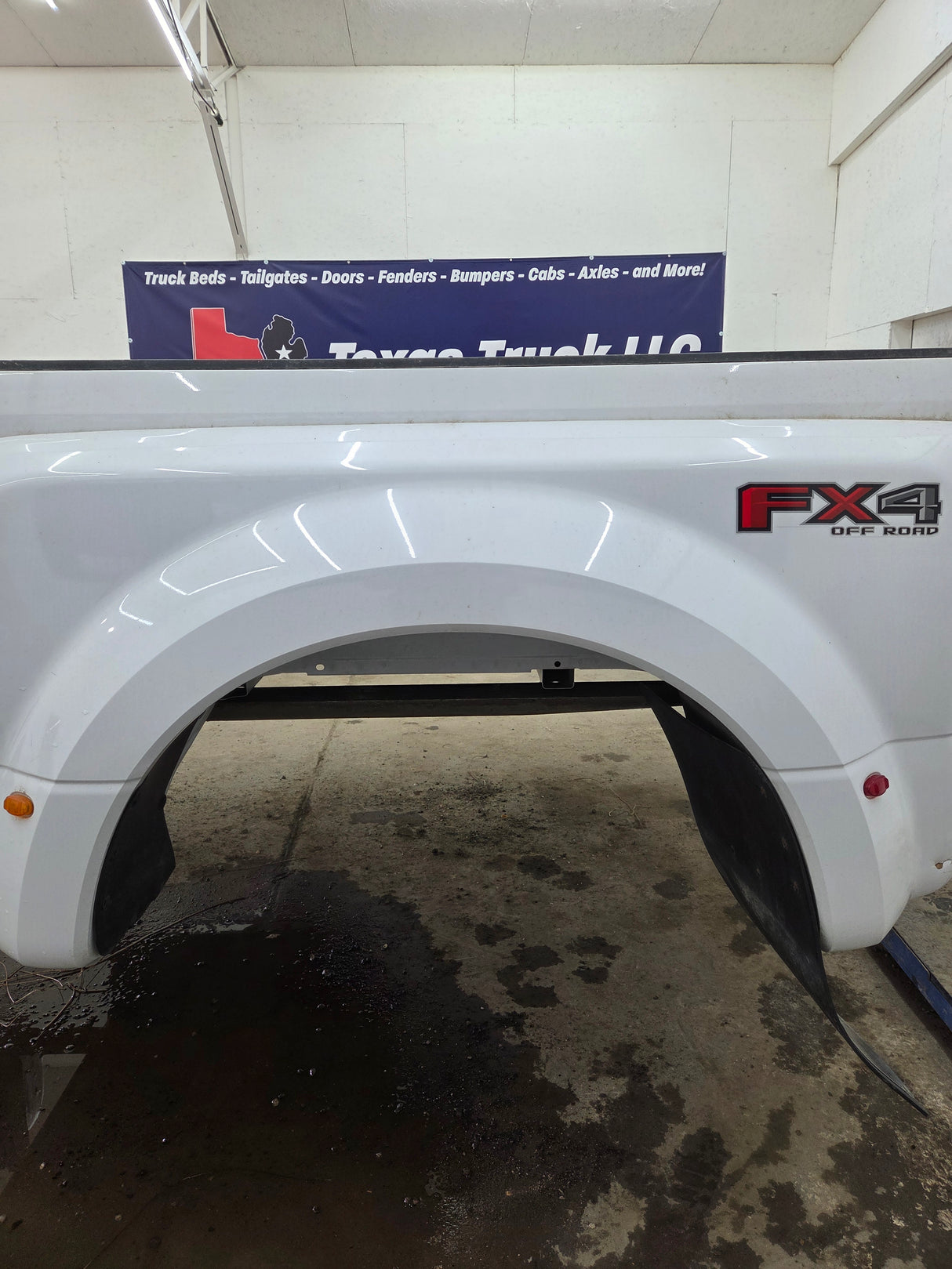 2017-2022 Ford Super Duty F350 F450 F550 8' Dually Bed