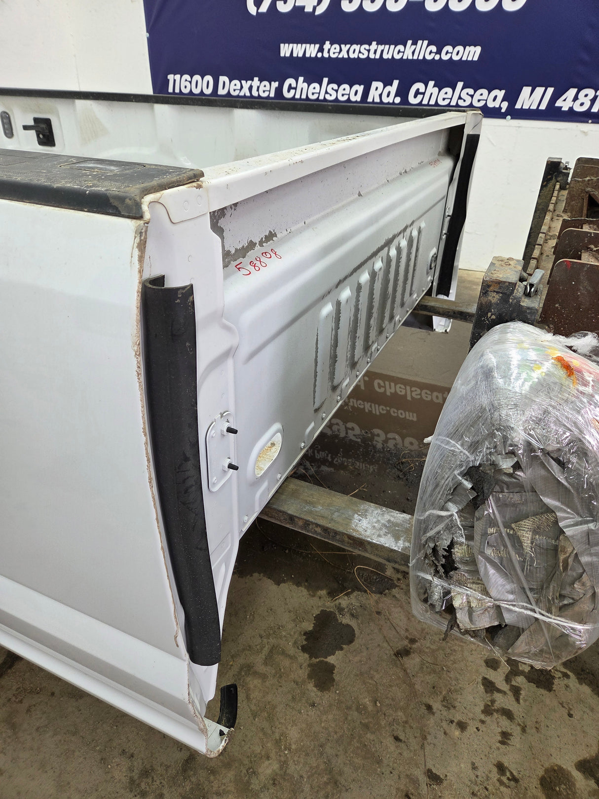 2017-2022 Ford Super Duty F350 F450 F550 8' Dually Bed